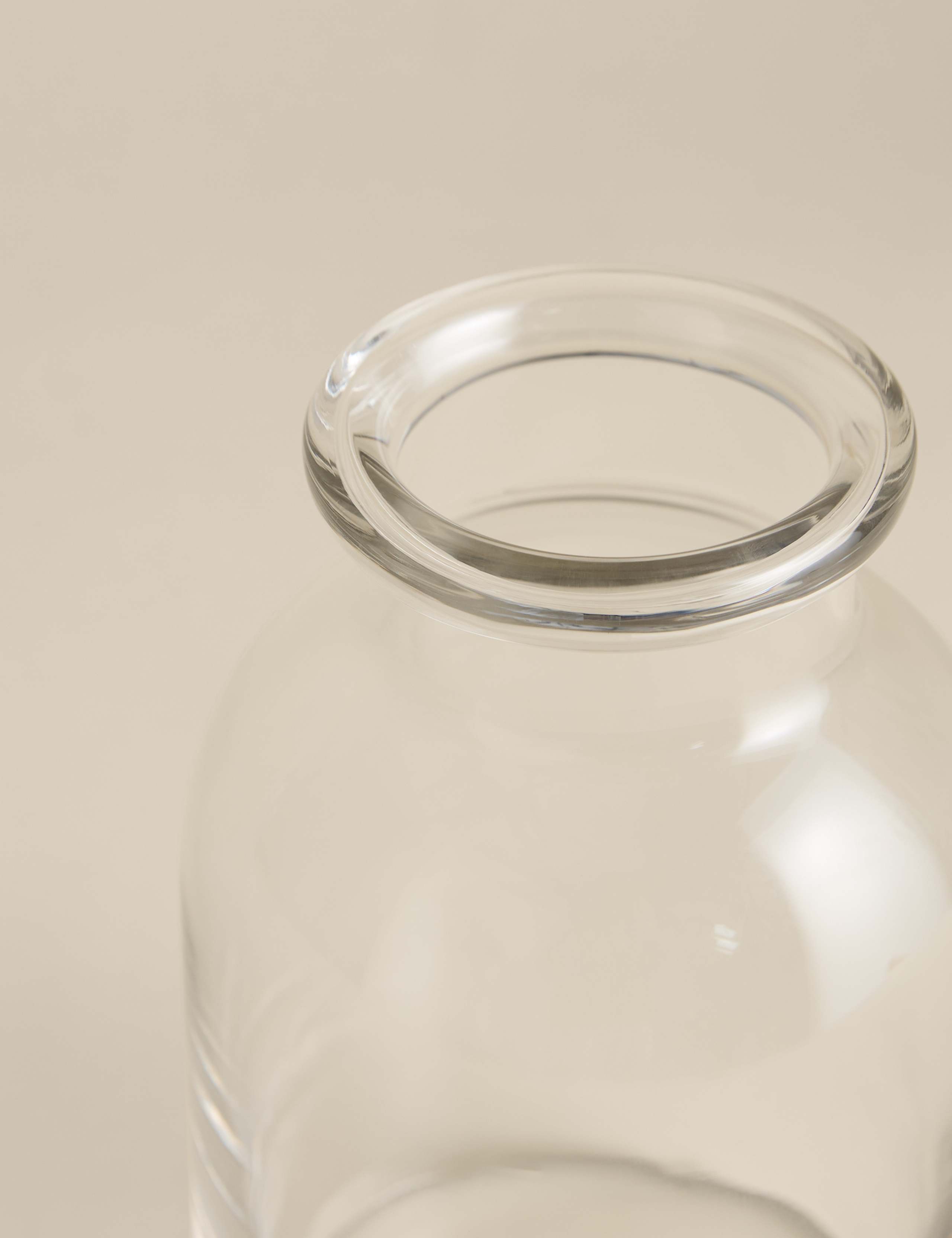 Apothecary Vase 2 of 3