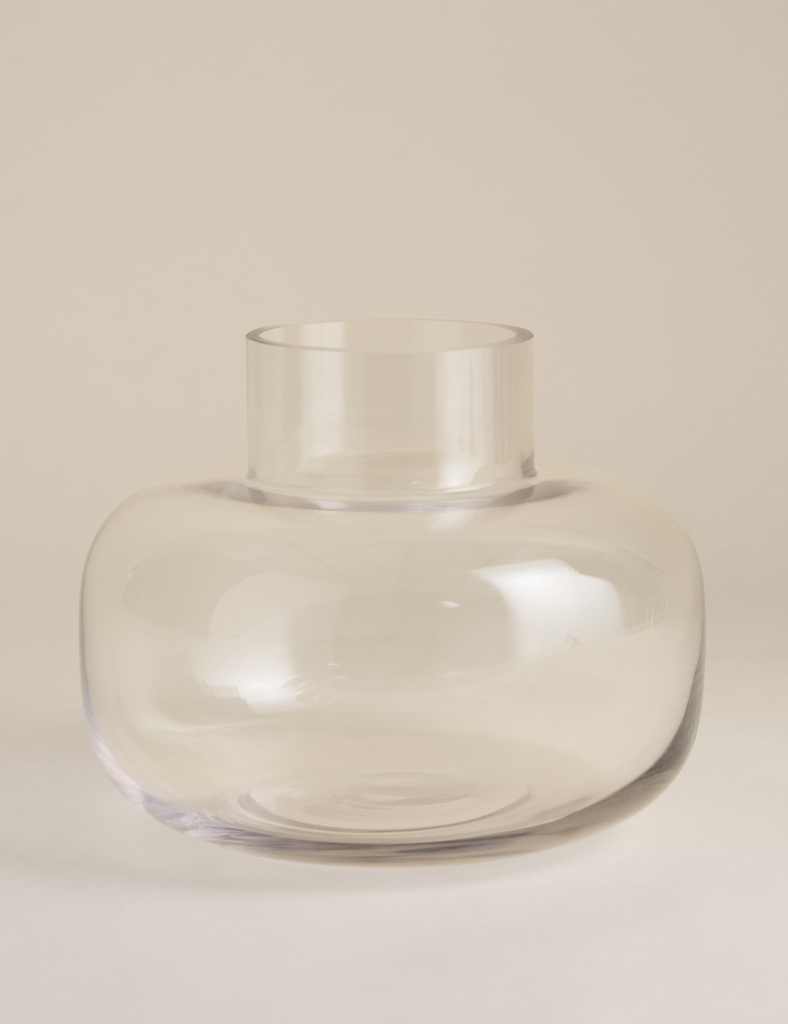 Medium Squat Vase 1 of 3