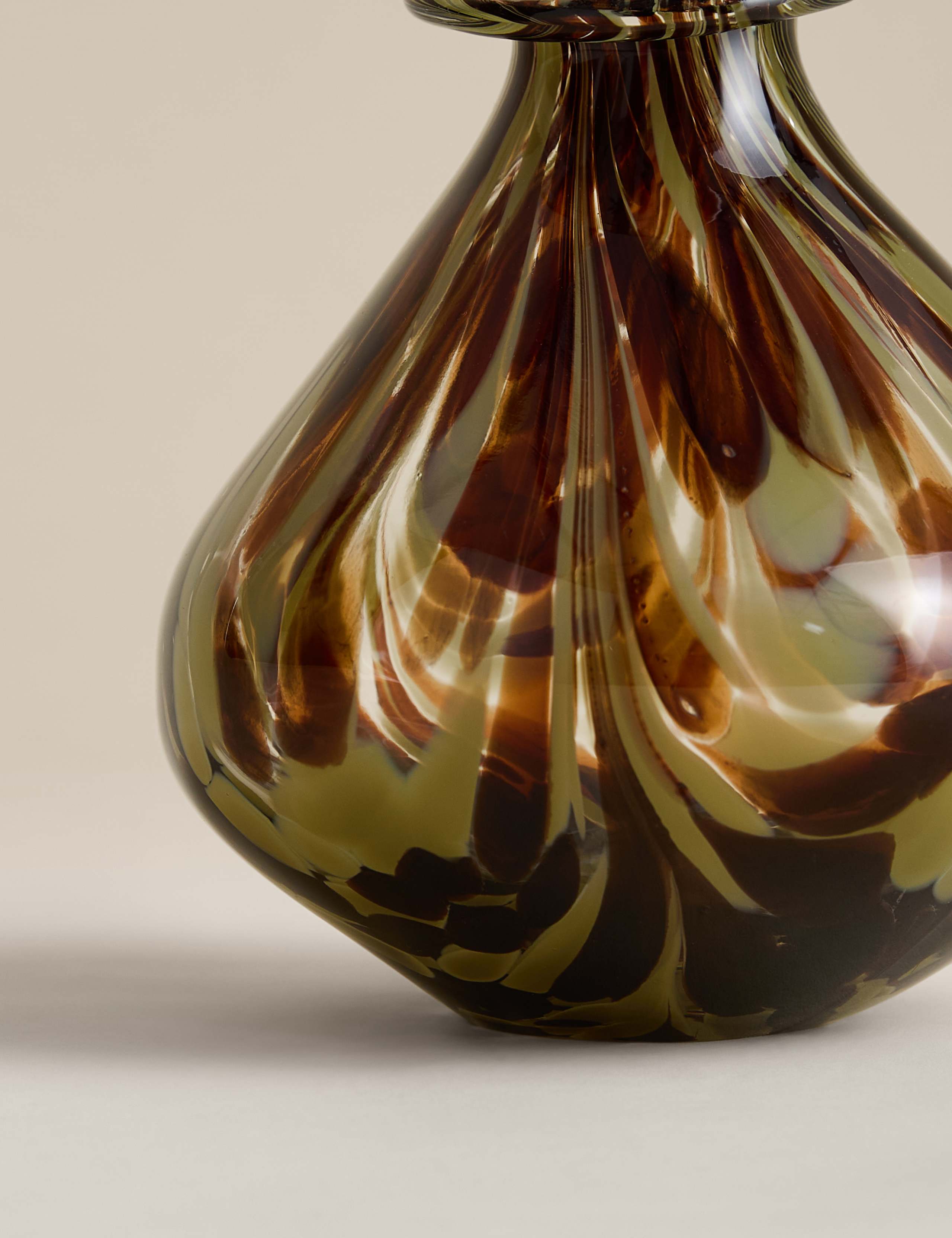 Small Tapered Top Confetti Vase 3 of 3