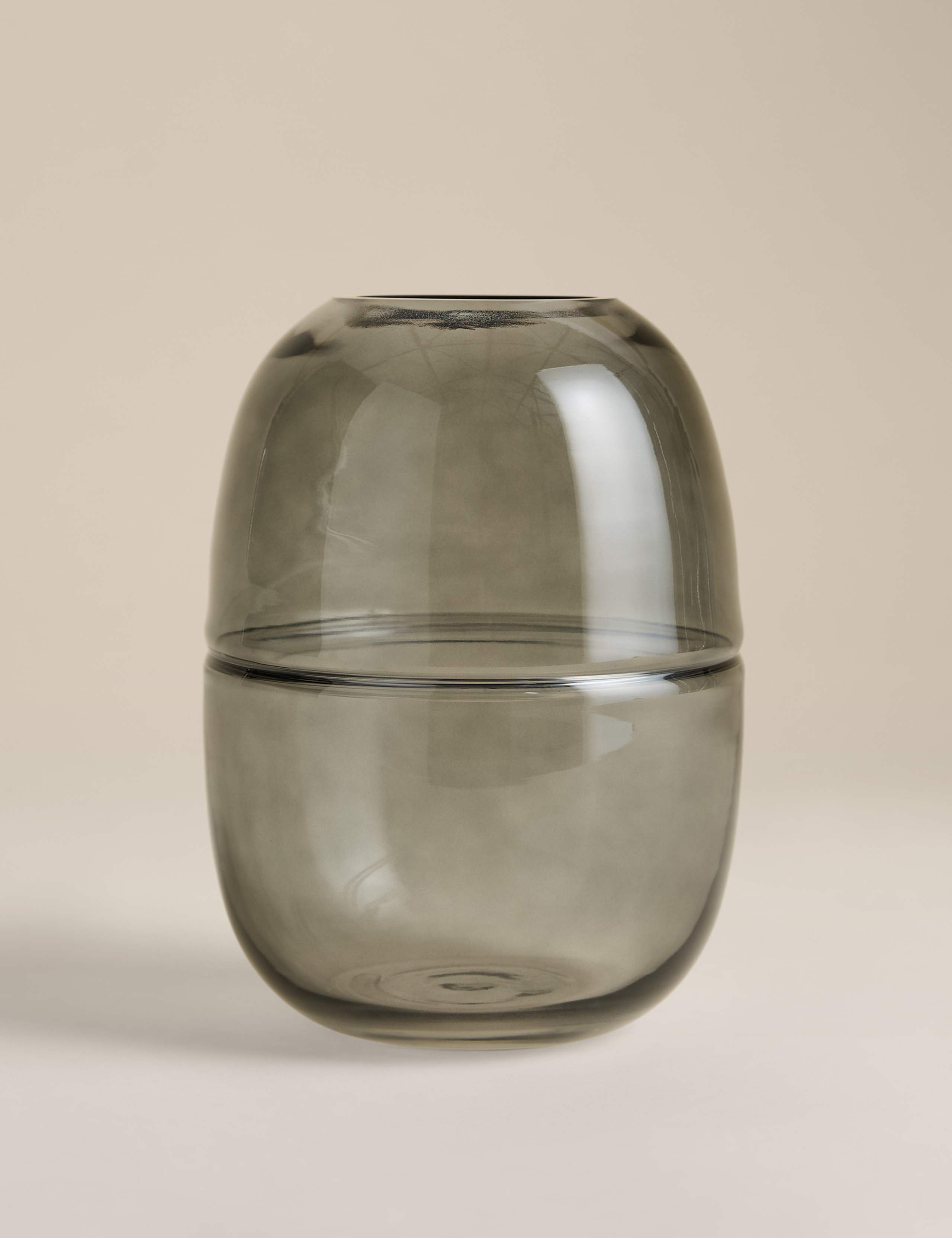 Medium Glass Oval Band Vase 1 of 3