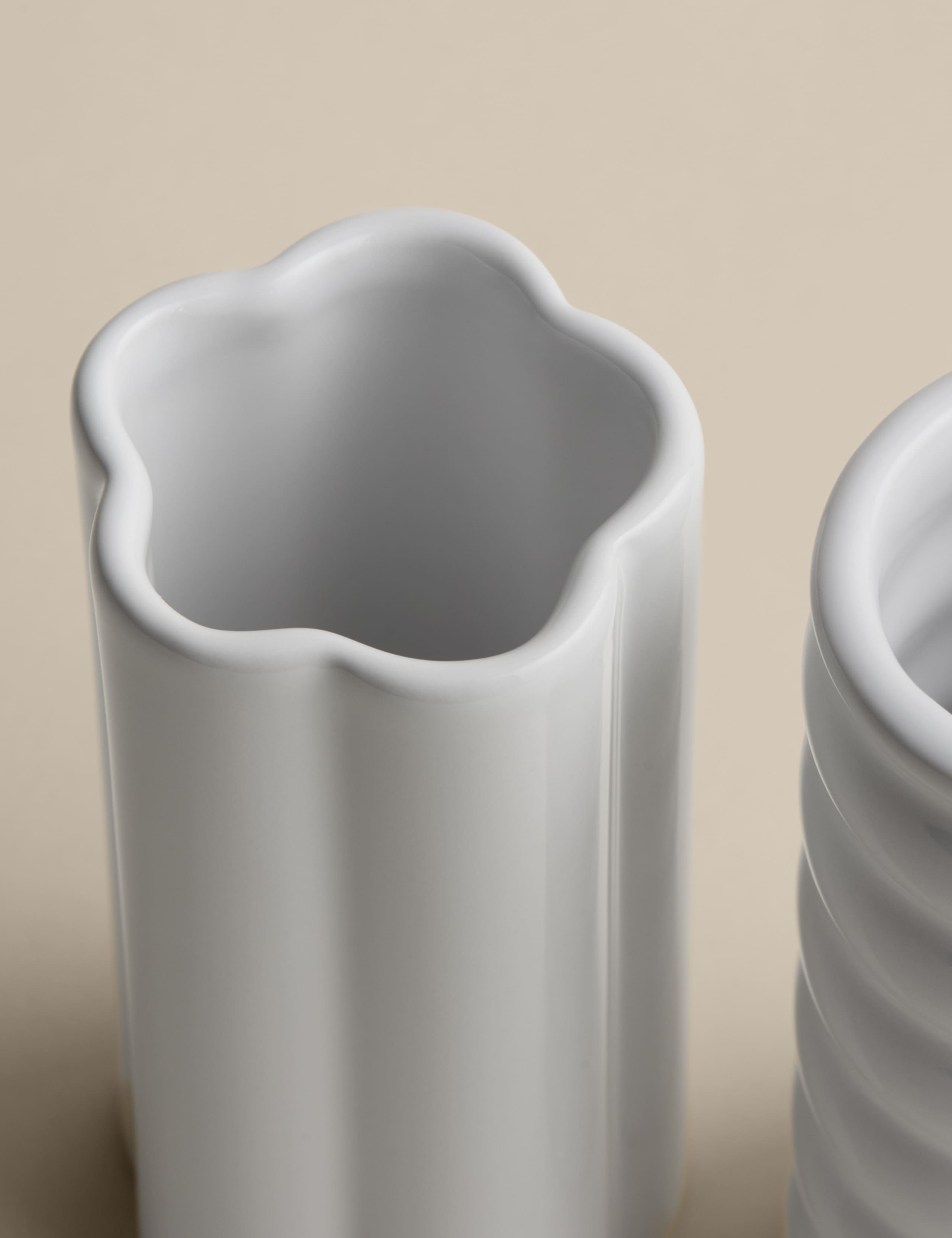Set of 2 Glazed Bud Vases 4 of 4