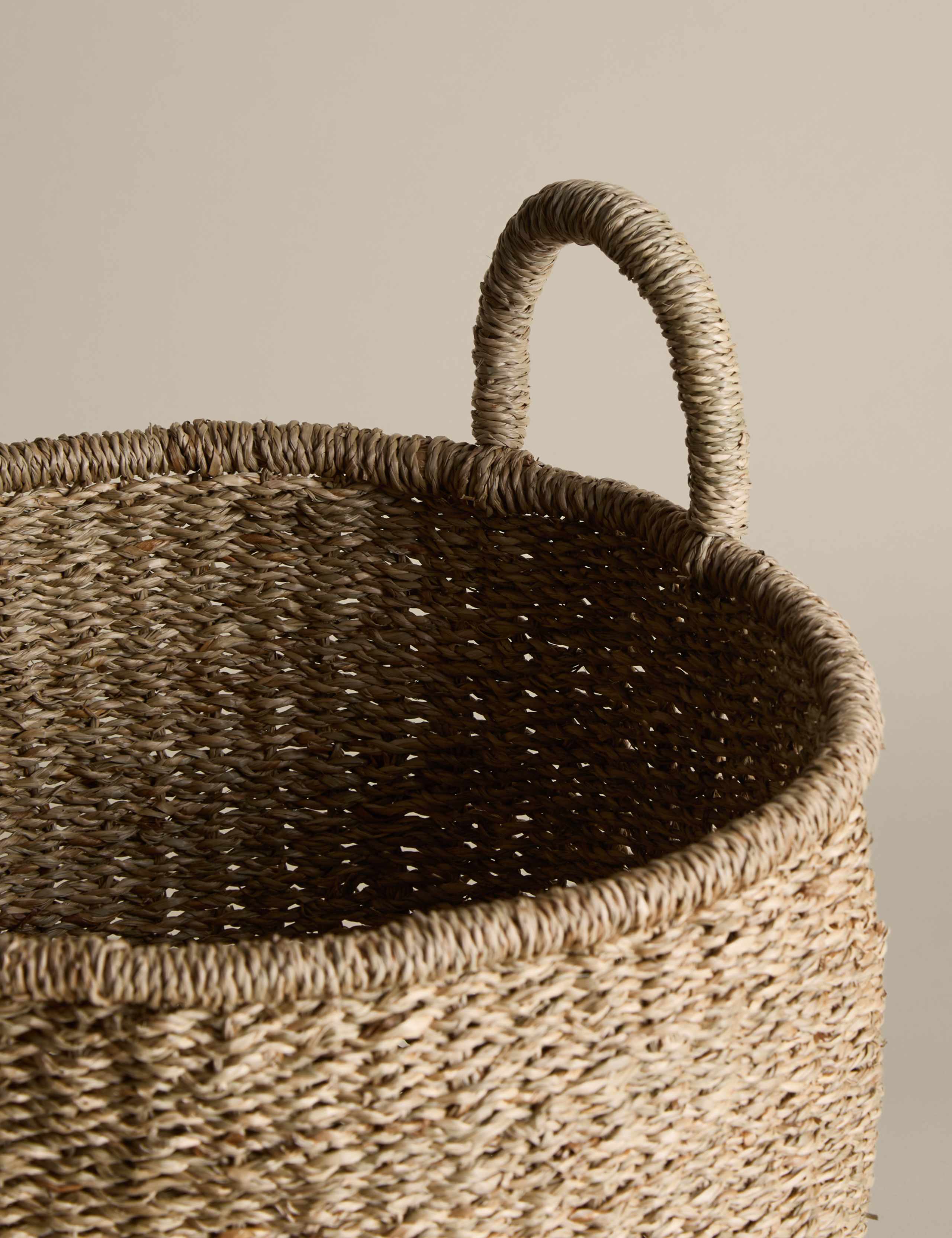 Raffia & Seagrass Medium Tall Basket 5 of 7
