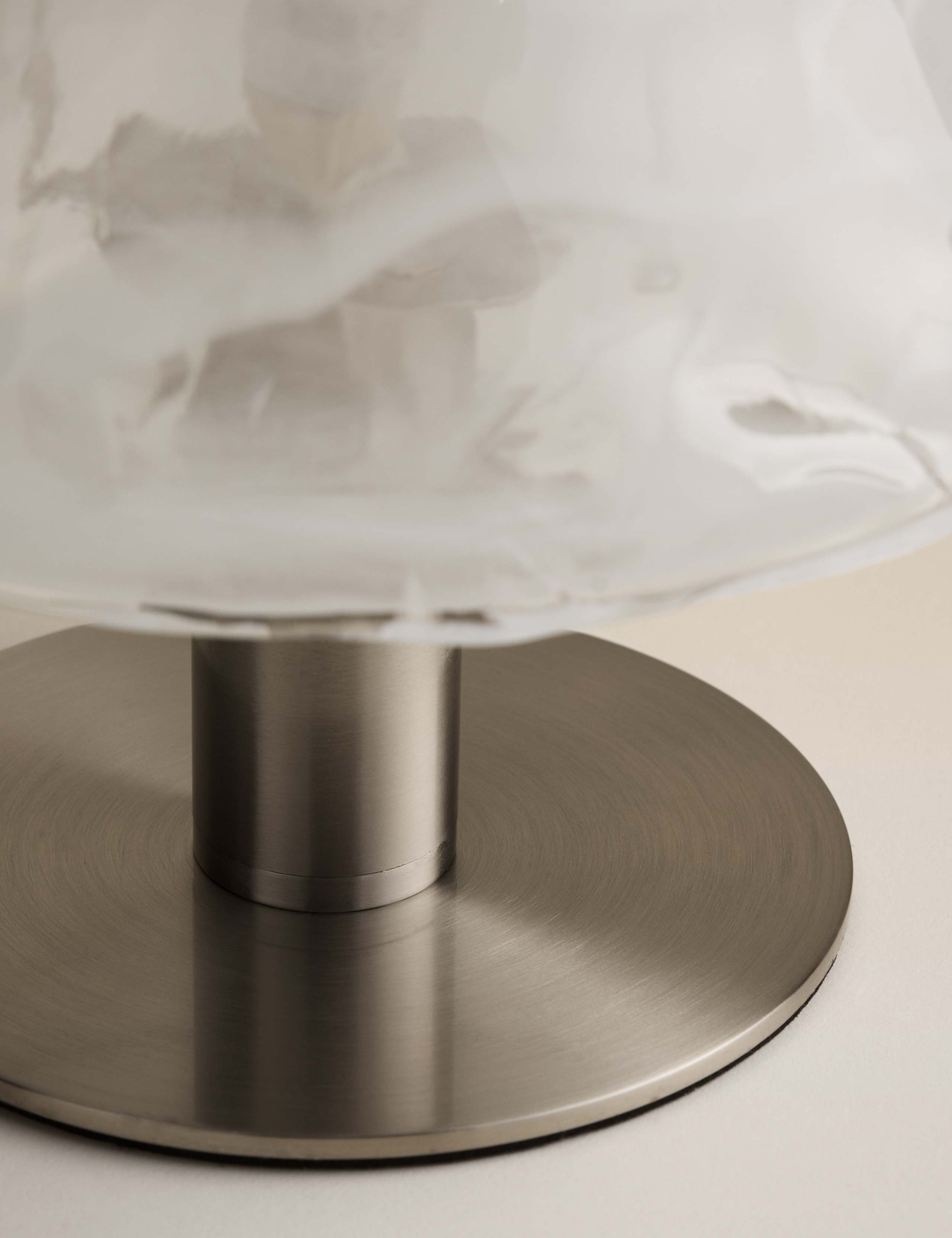 Wavy Glass Mushroom Table Lamp 6 of 6