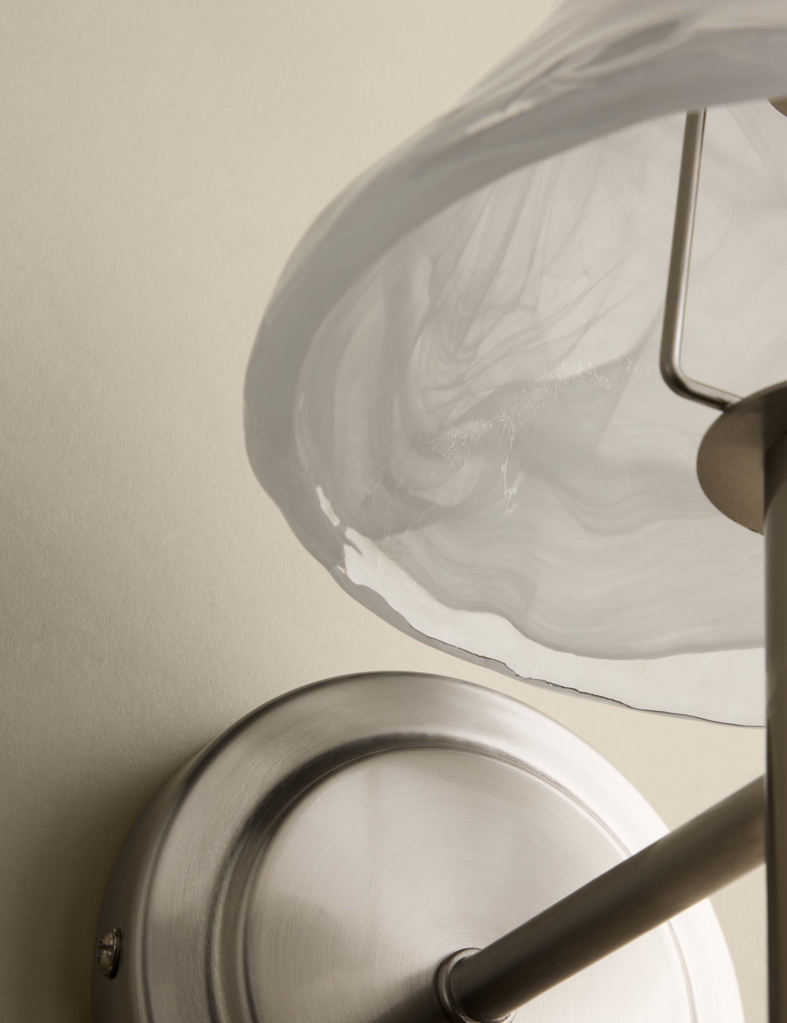 Glass Wavy Wall Light 3 of 5