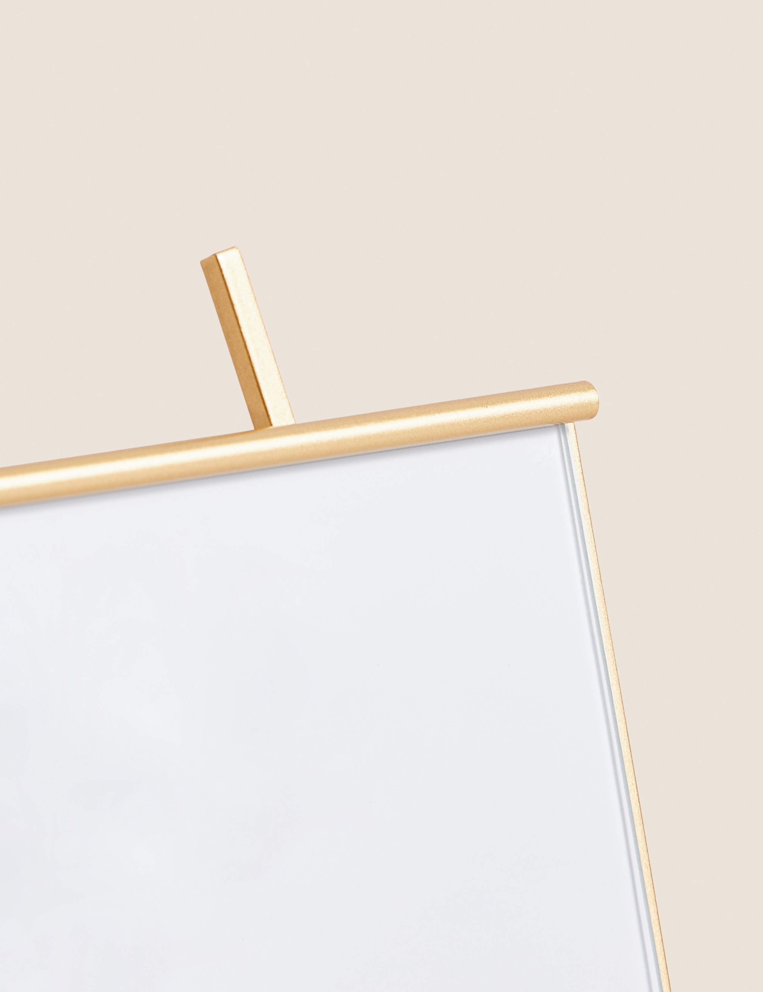 Metal Easel Photo Frame 4x6 inch 3 of 3