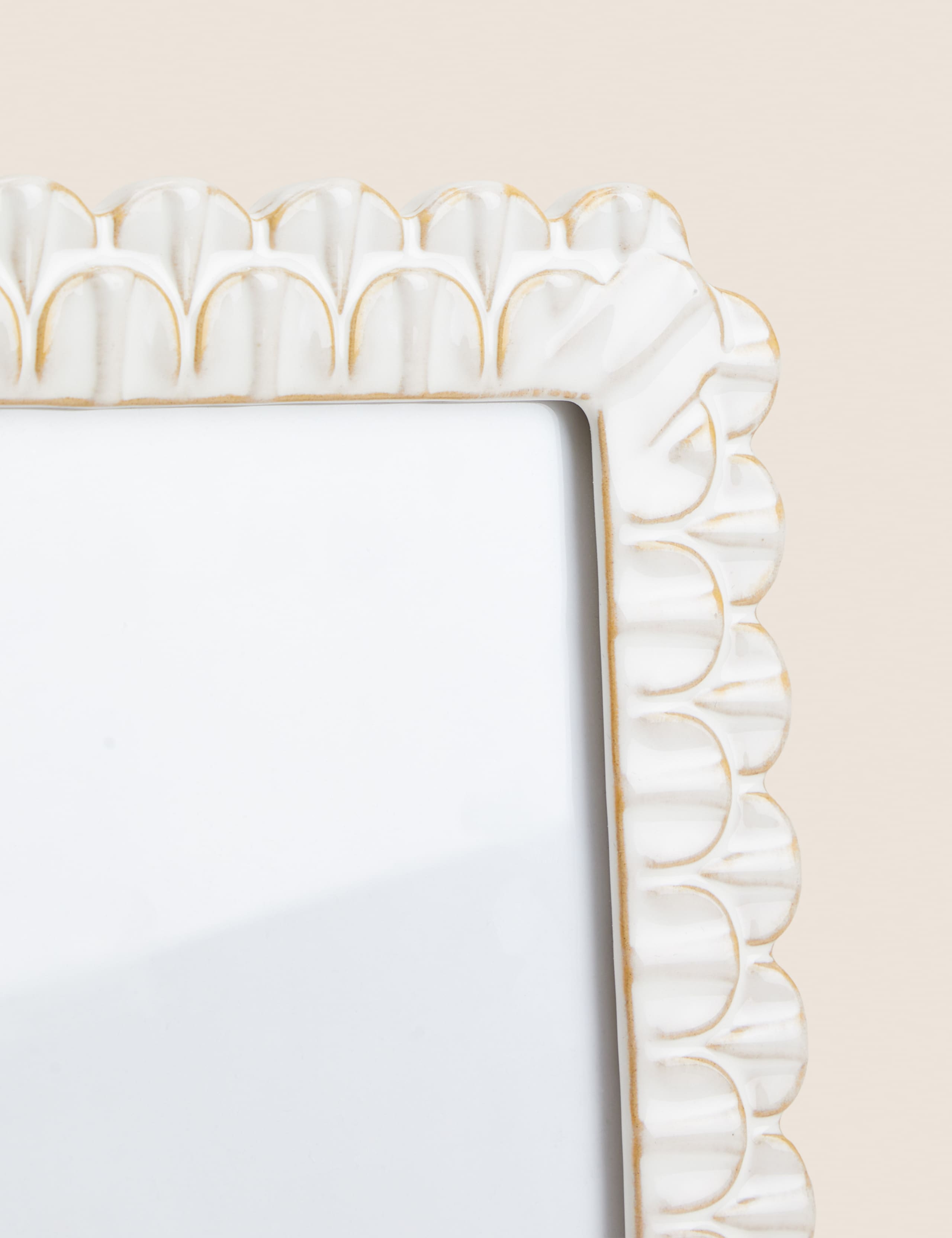 Ceramic Scallop Photo Frame 5x7 inch 3 of 5
