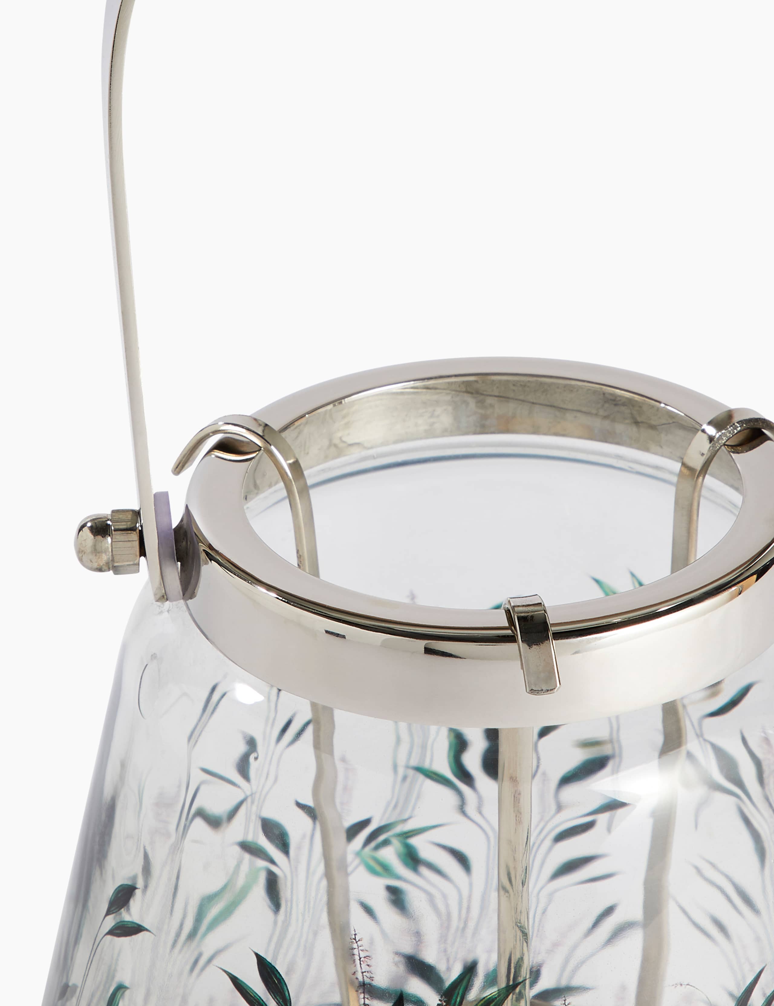 Isabelle Leaf Lantern 2 of 3