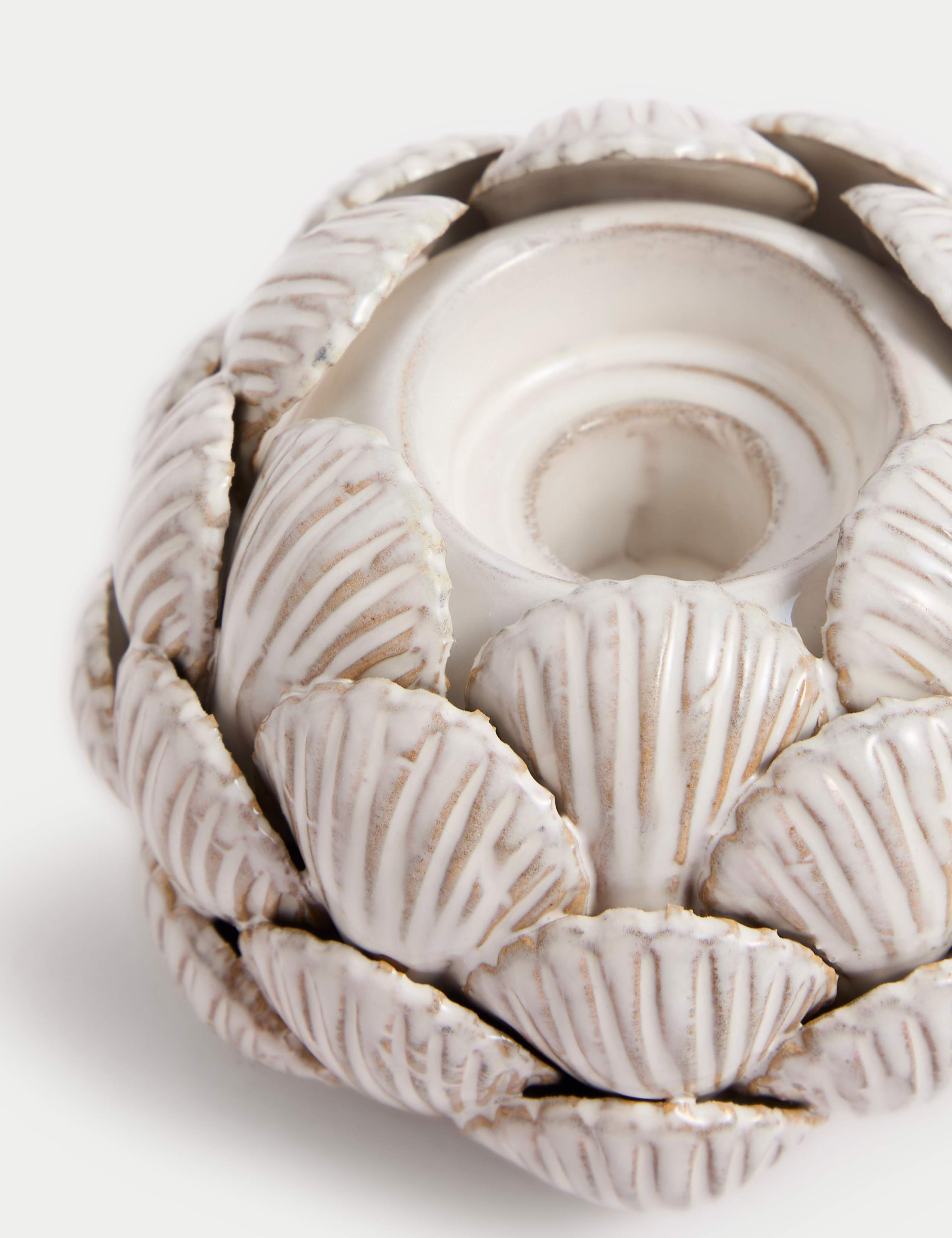 Shell Ceramic Tealight Holder 5 of 5