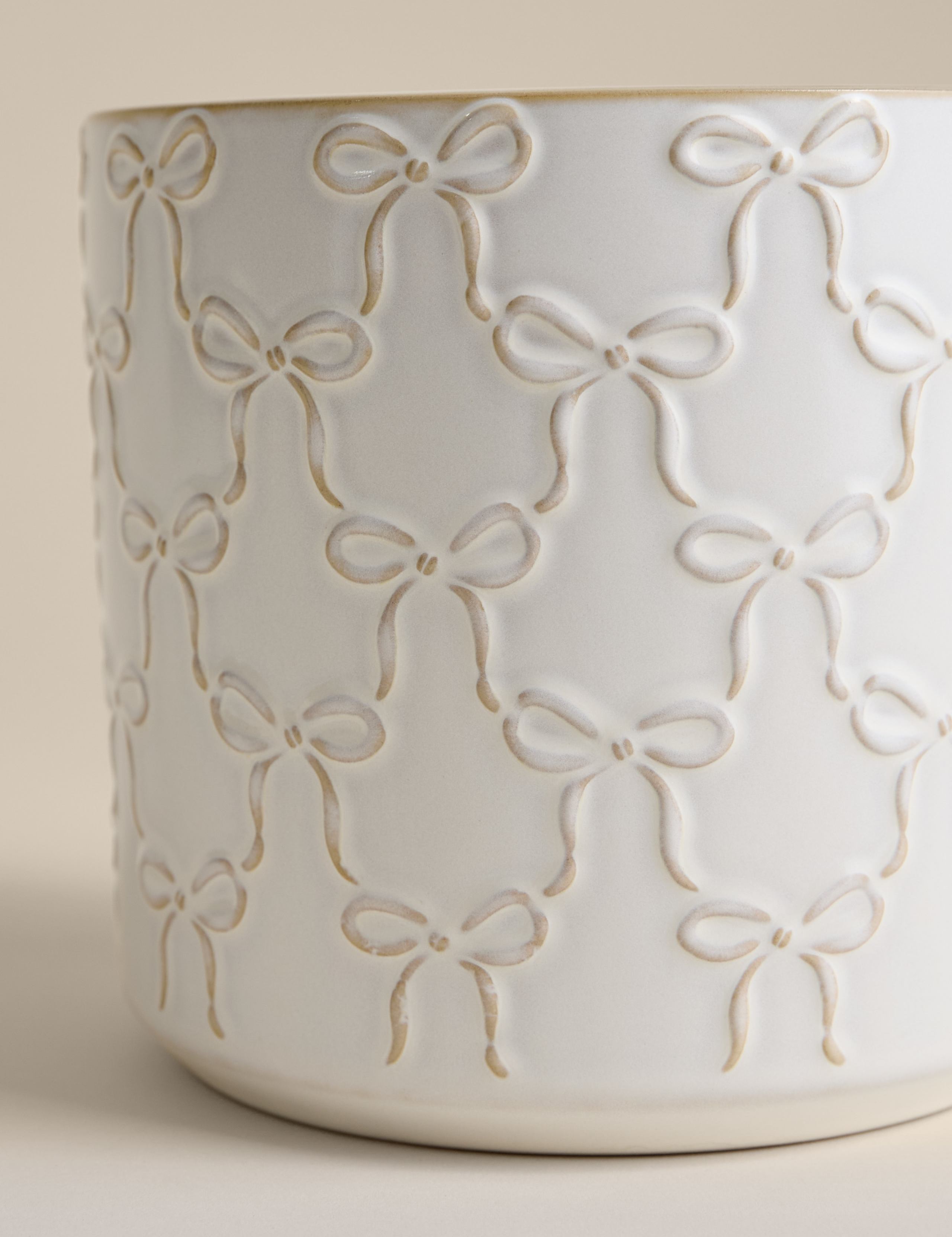 Bow Ceramic Planter 3 of 3