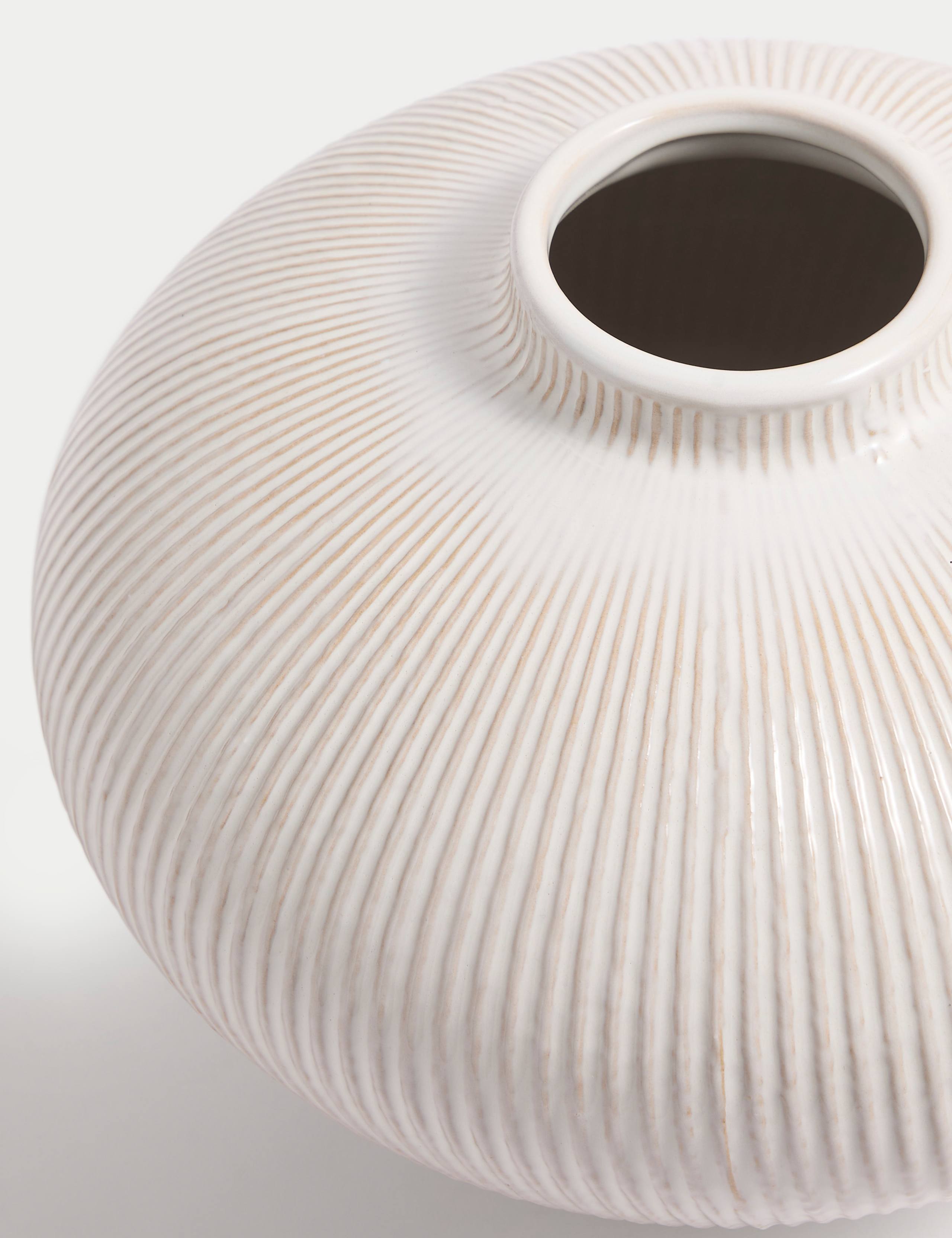 Medium Ridged Textured Ceramic Vase 3 of 3