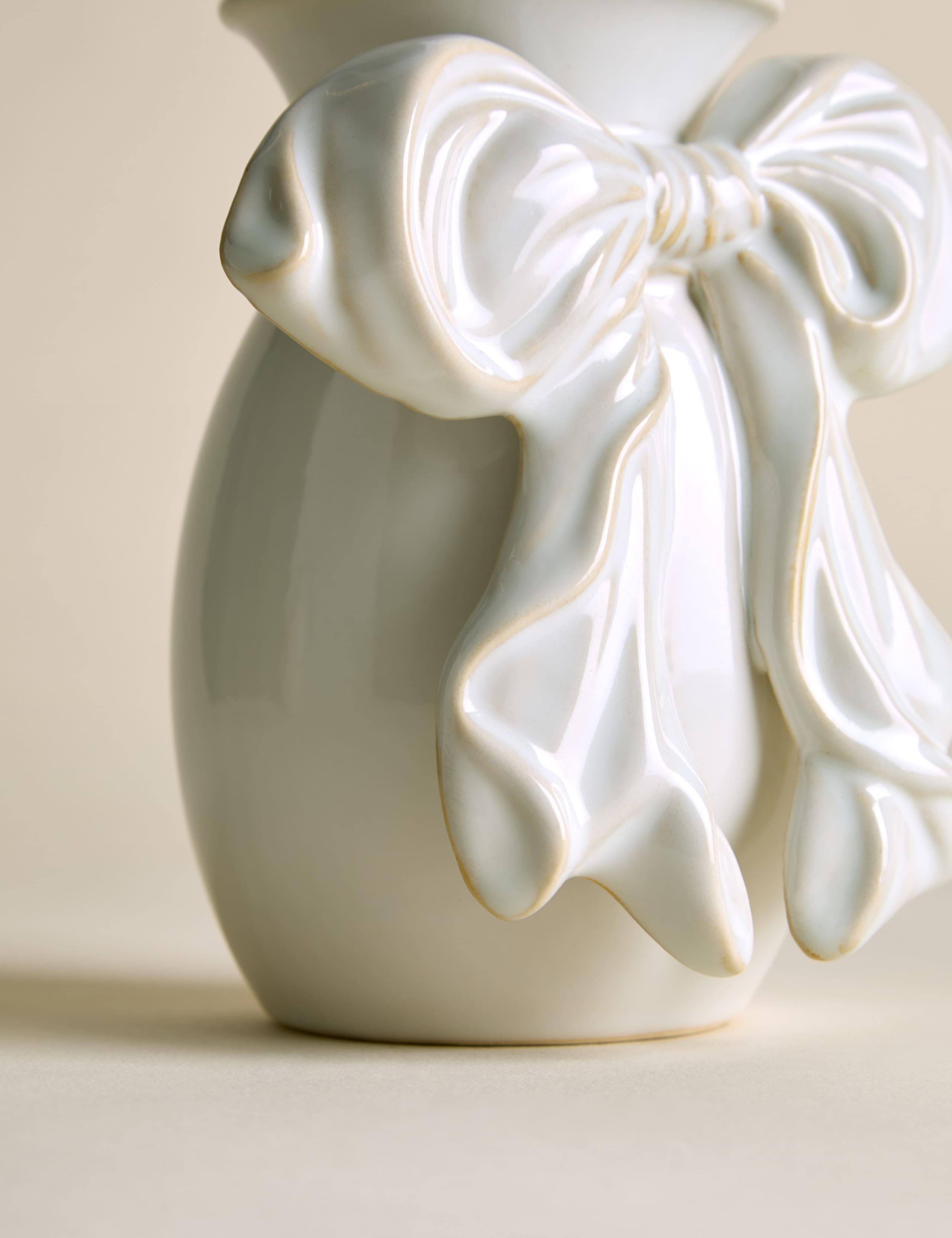 Small Bow Vase 3 of 3