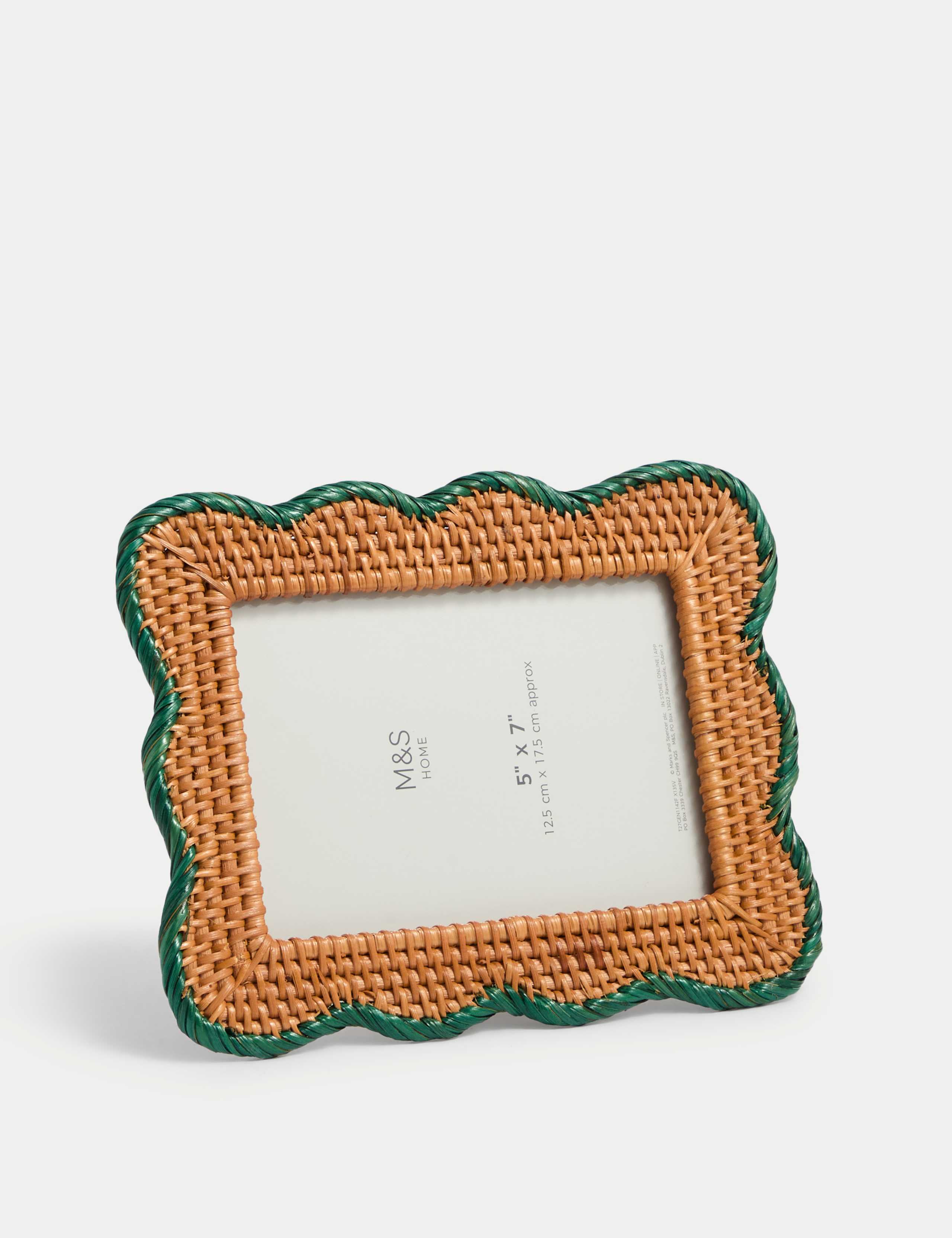 Rattan Scallop Photo Frame 5x7 inch 4 of 4