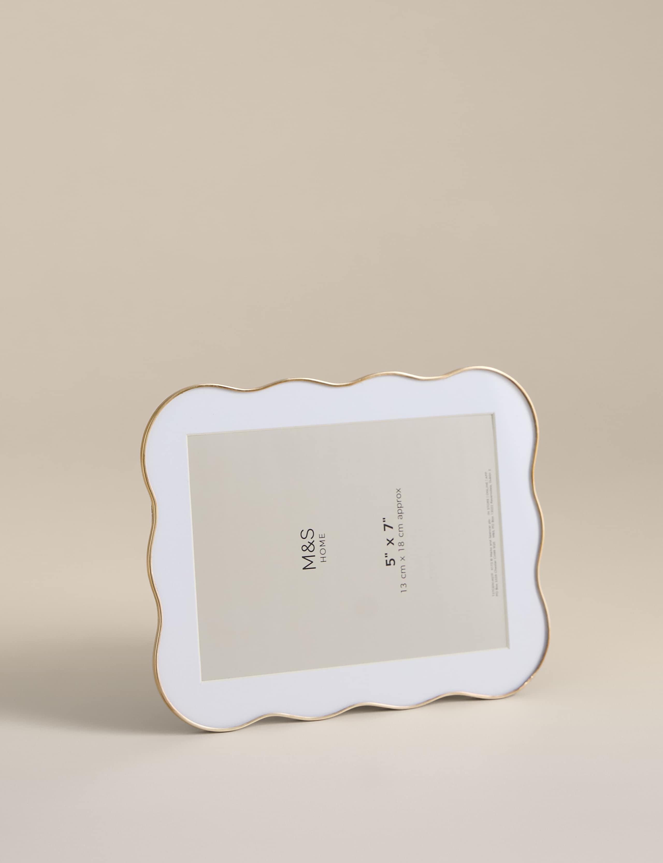 Metal Wiggle Photo Frame 5x7 Inch 4 of 4
