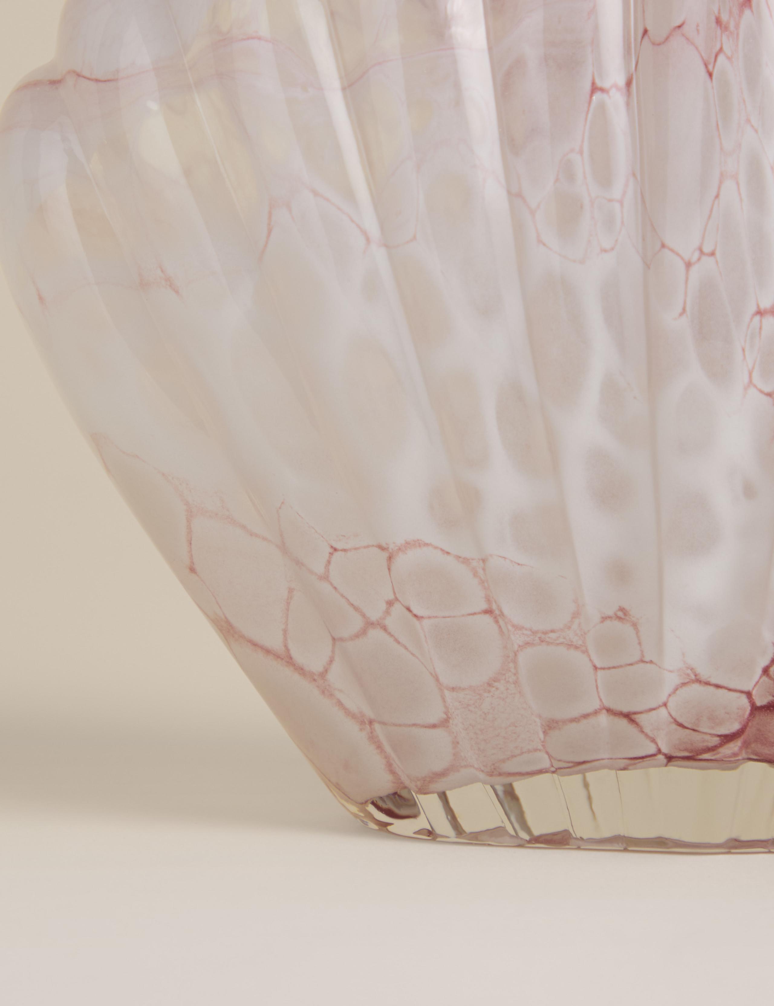 Small Shell Vase 2 of 3