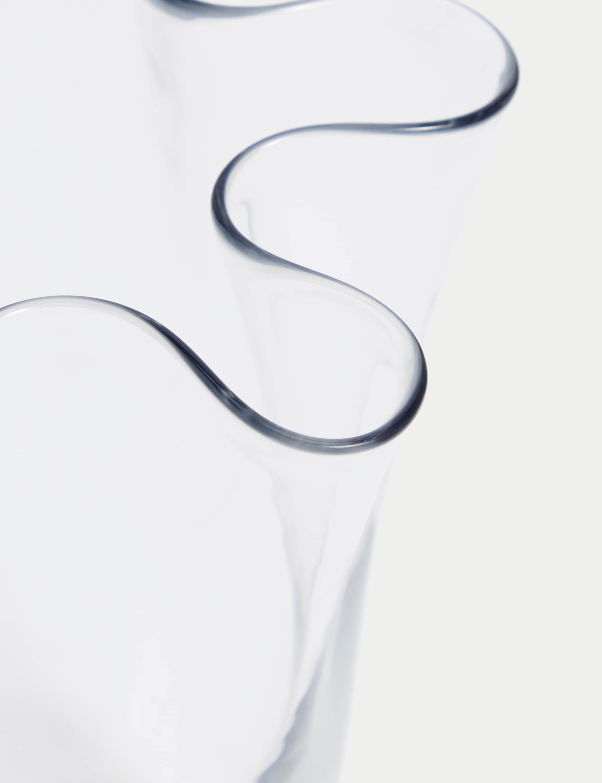 Medium Glass Handkerchief Vase 3 of 3