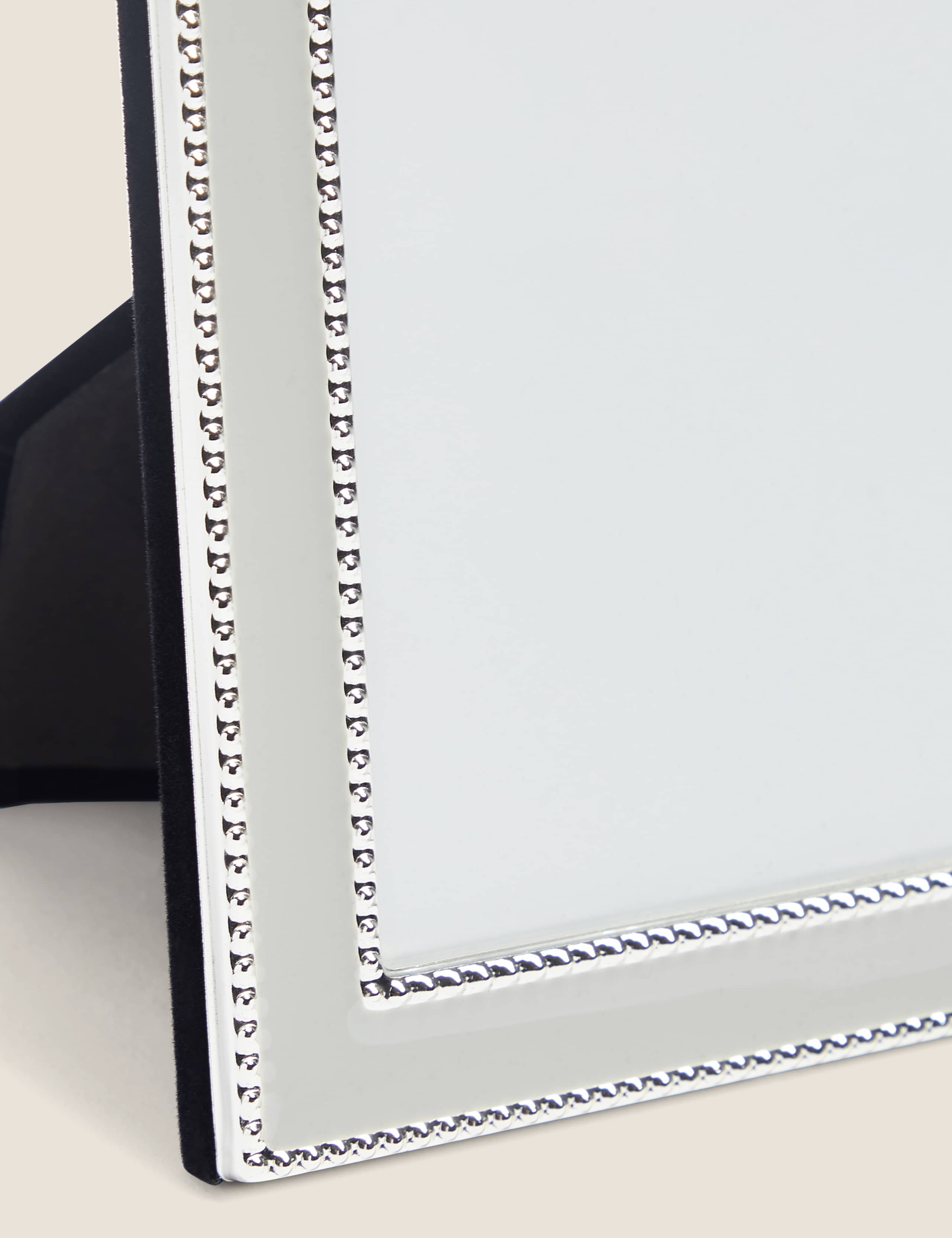 Mia Beaded Photo Frame 4x6 inch 3 of 4