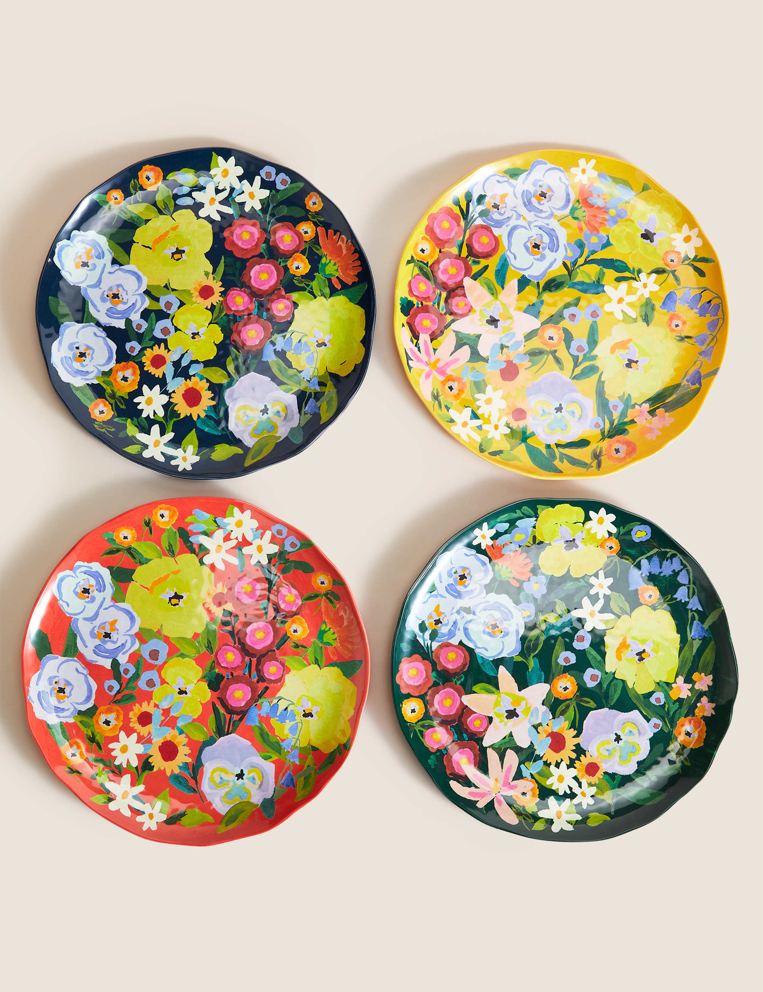 Set Of 4 Expressive Floral Picnic Dinner Plates 2 of 6