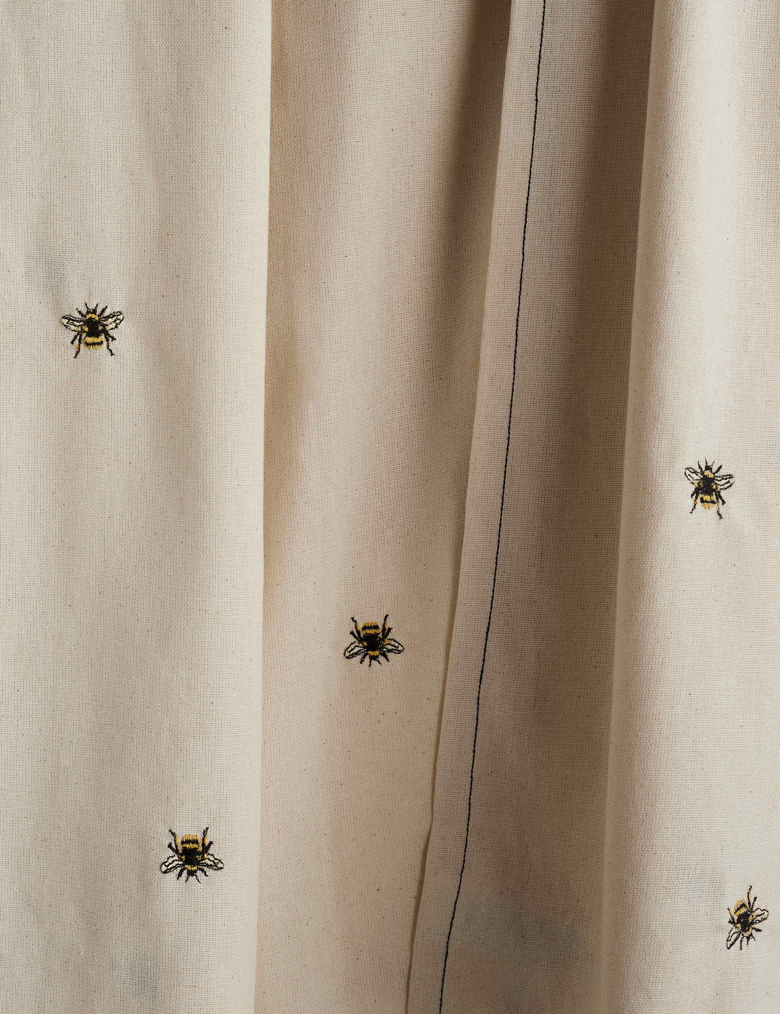 Pure Cotton Bee Embroidered Tablecloth 3 of 6