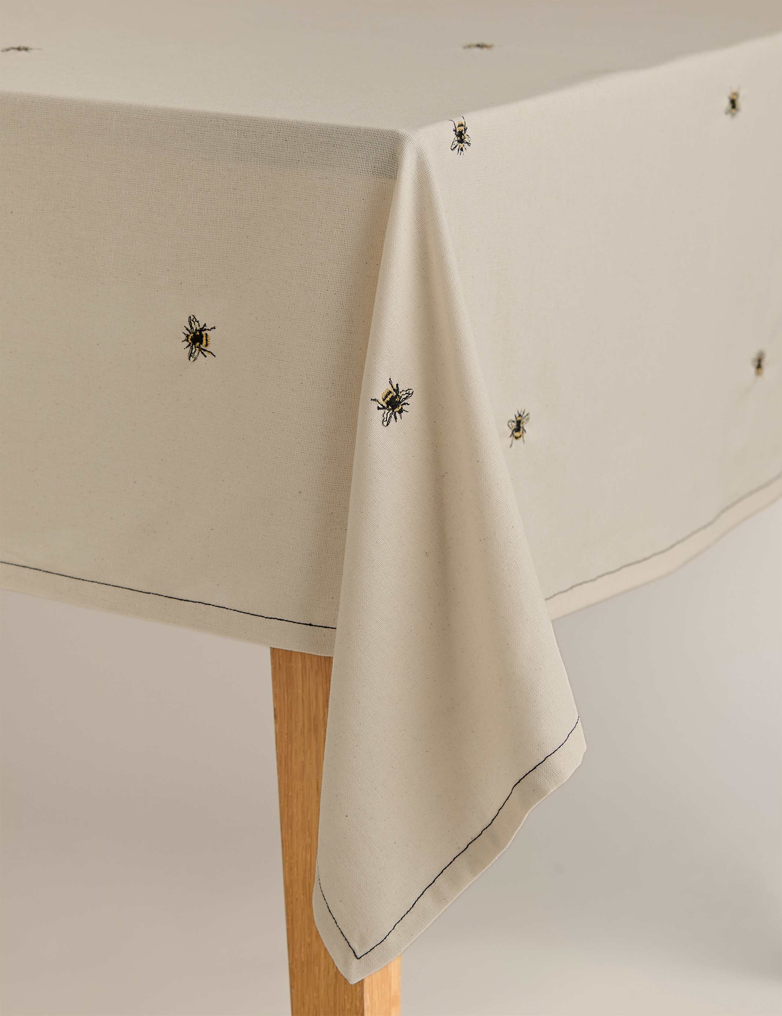 Pure Cotton Bee Embroidered Tablecloth 6 of 6