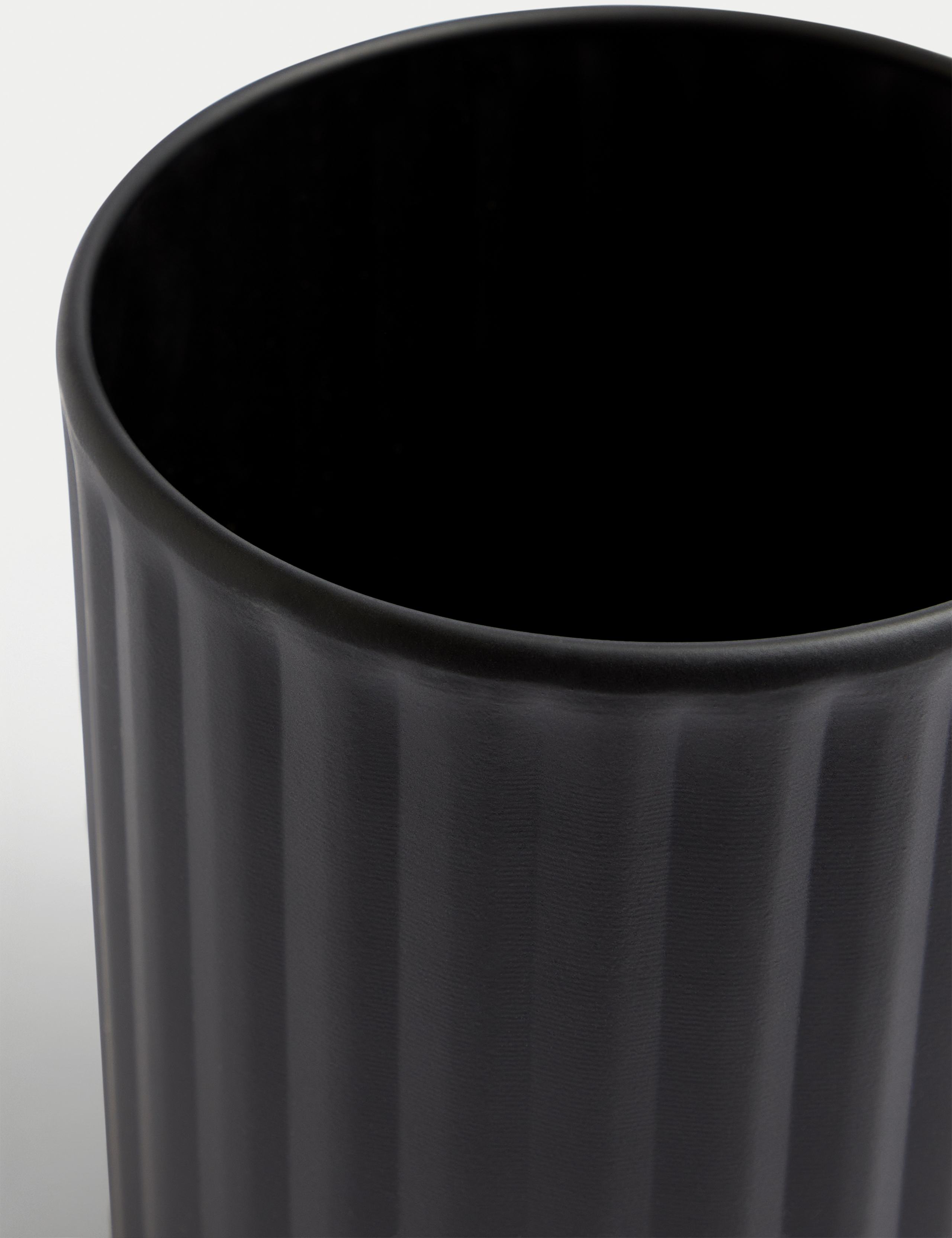 Ribbed Utensil Holder 2 of 4