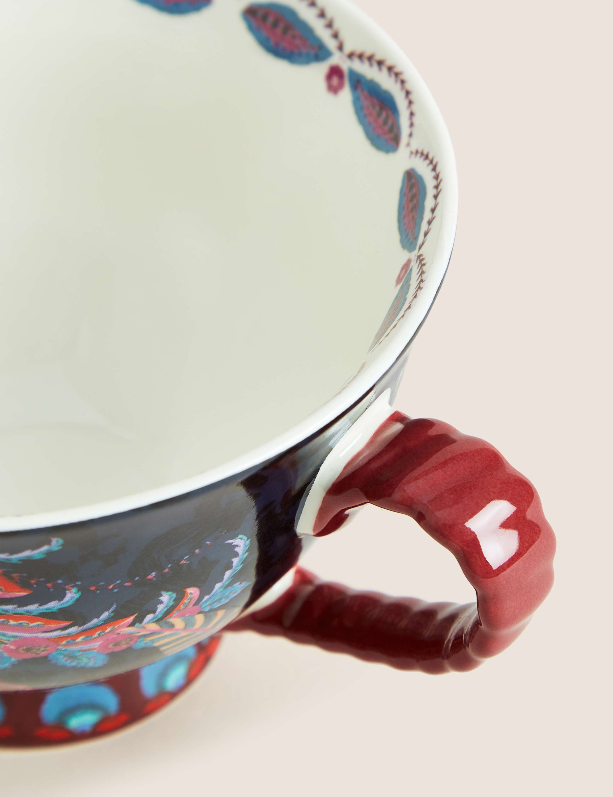 Bird Footed Mug 3 of 4
