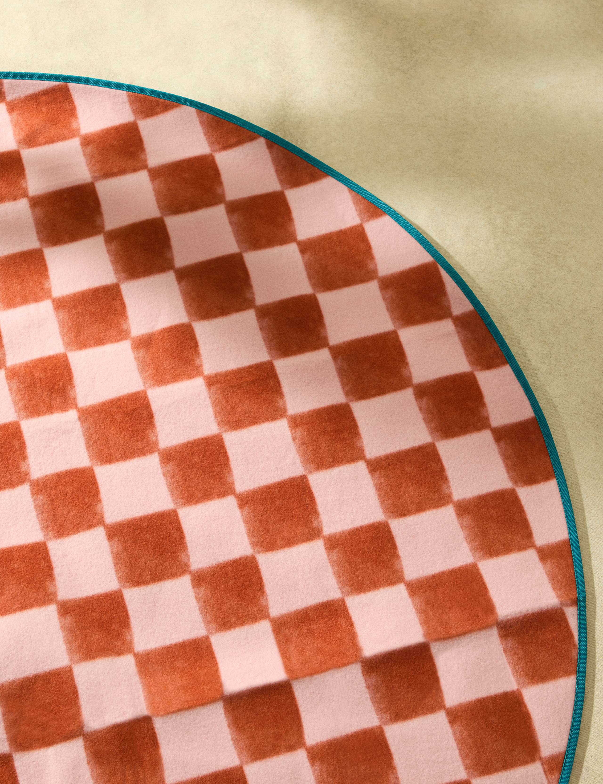 Summer Resort Foldaway Picnic Mat 3 of 3