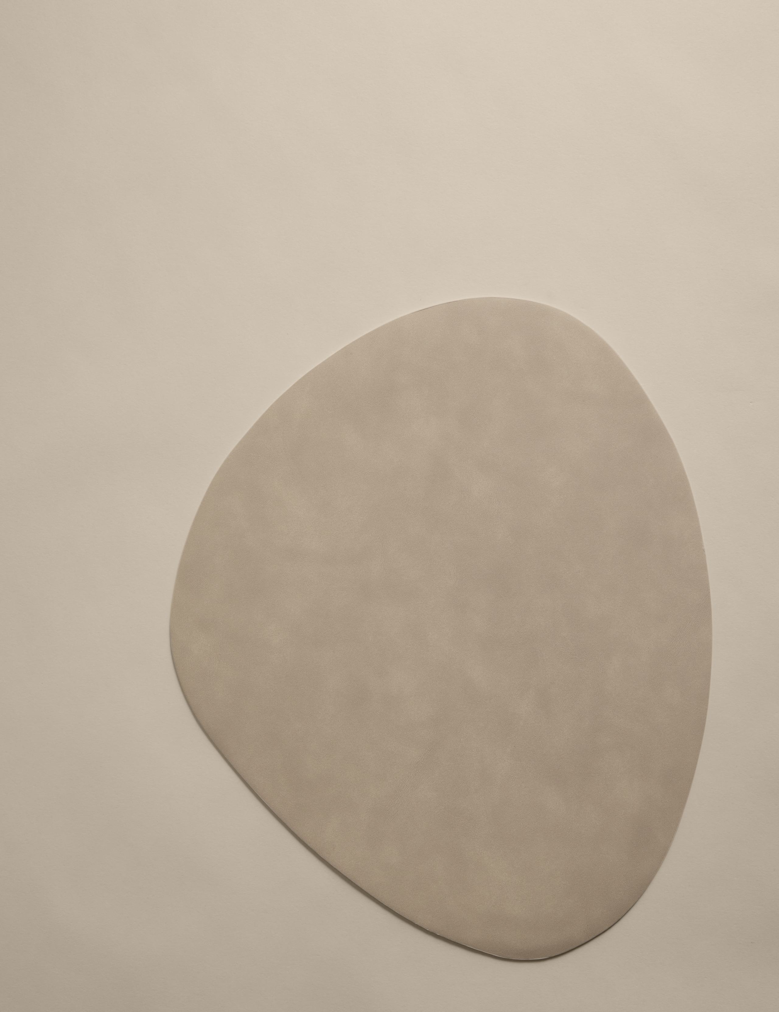 Set of 4 Faux Leather Placemats 3 of 7