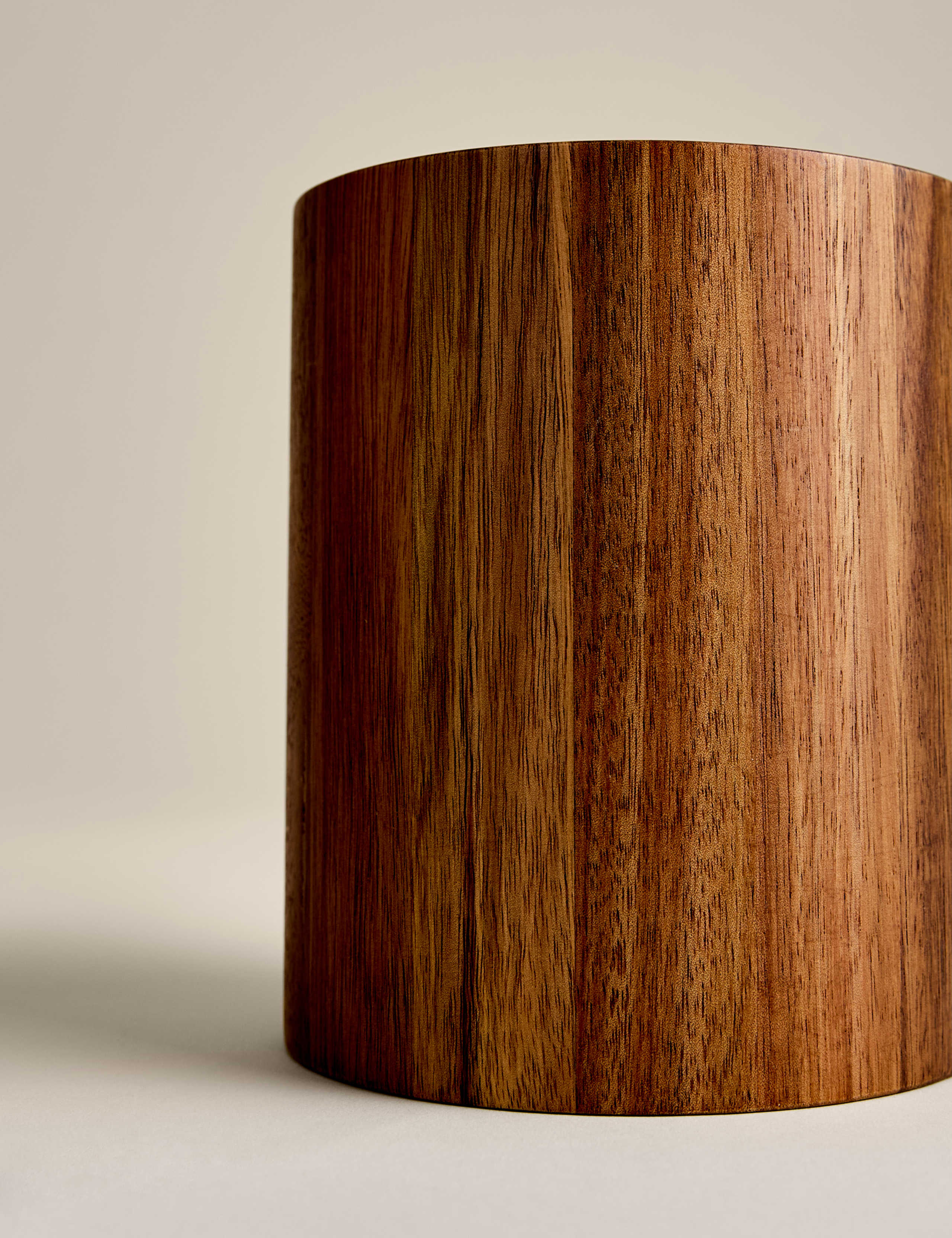 Wooden Utensil Pot 2 of 4