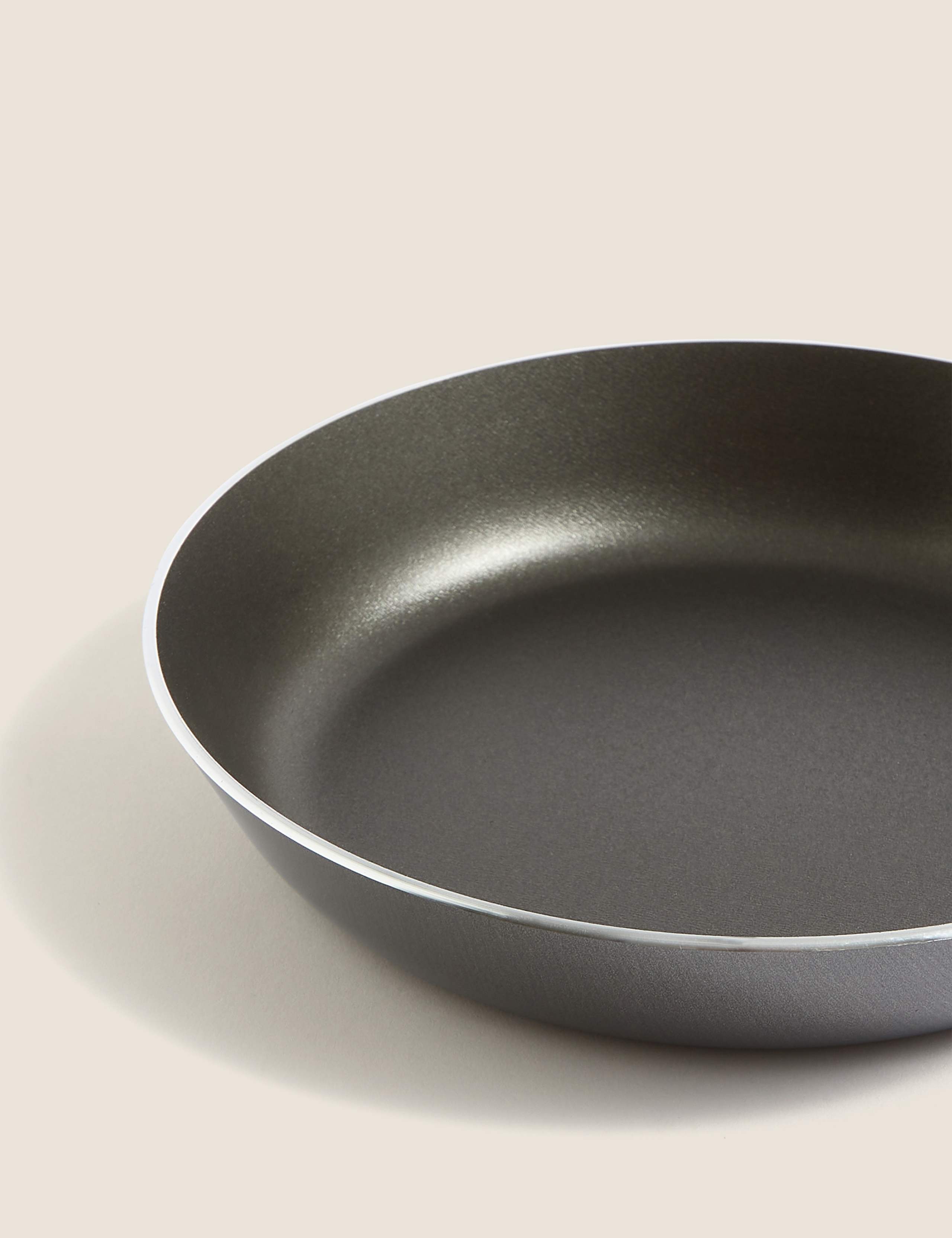 Aluminium 20cm Small Non-Stick Frying Pan 2 of 3