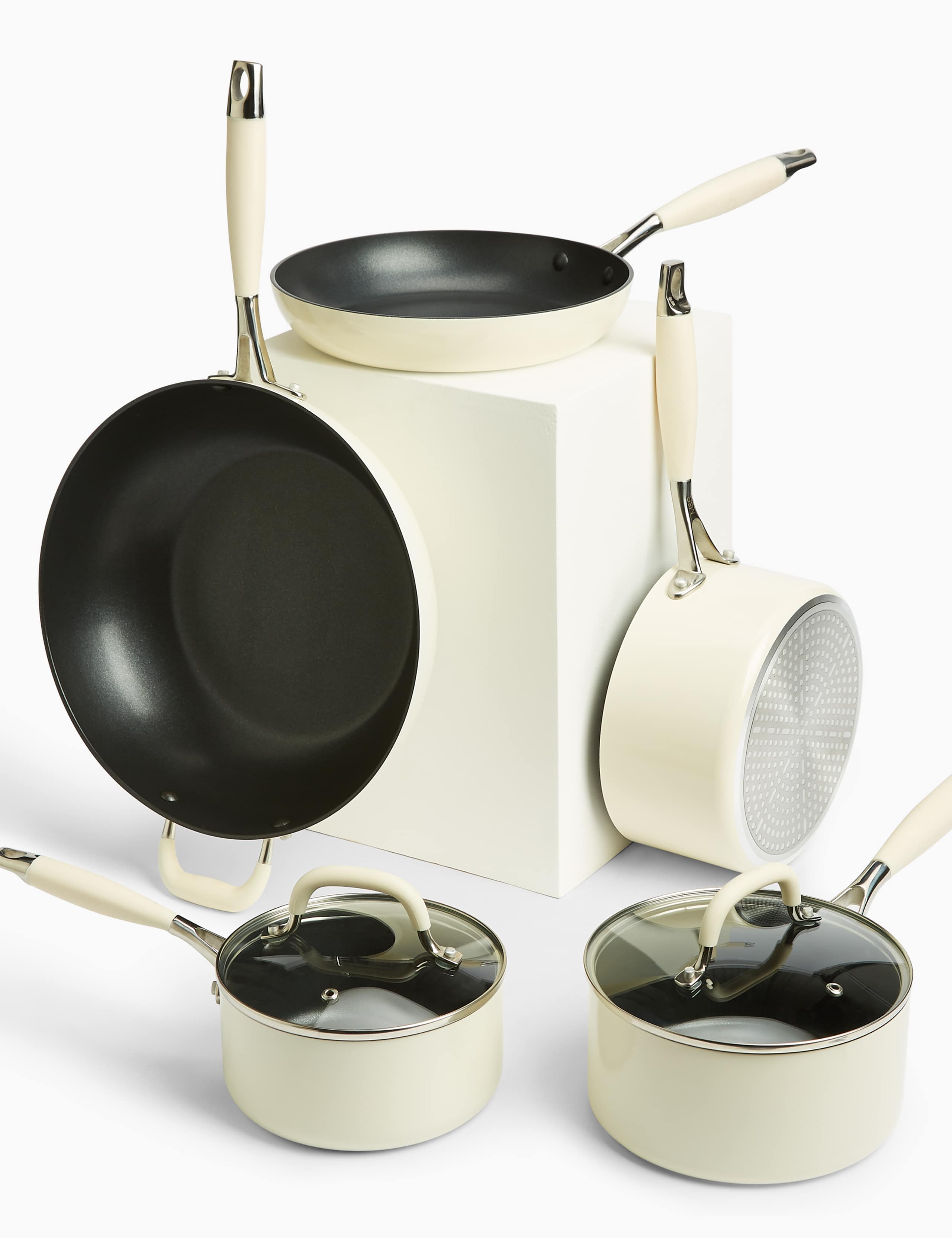 Cream Aluminium 24cm Frying Pan 4 of 4