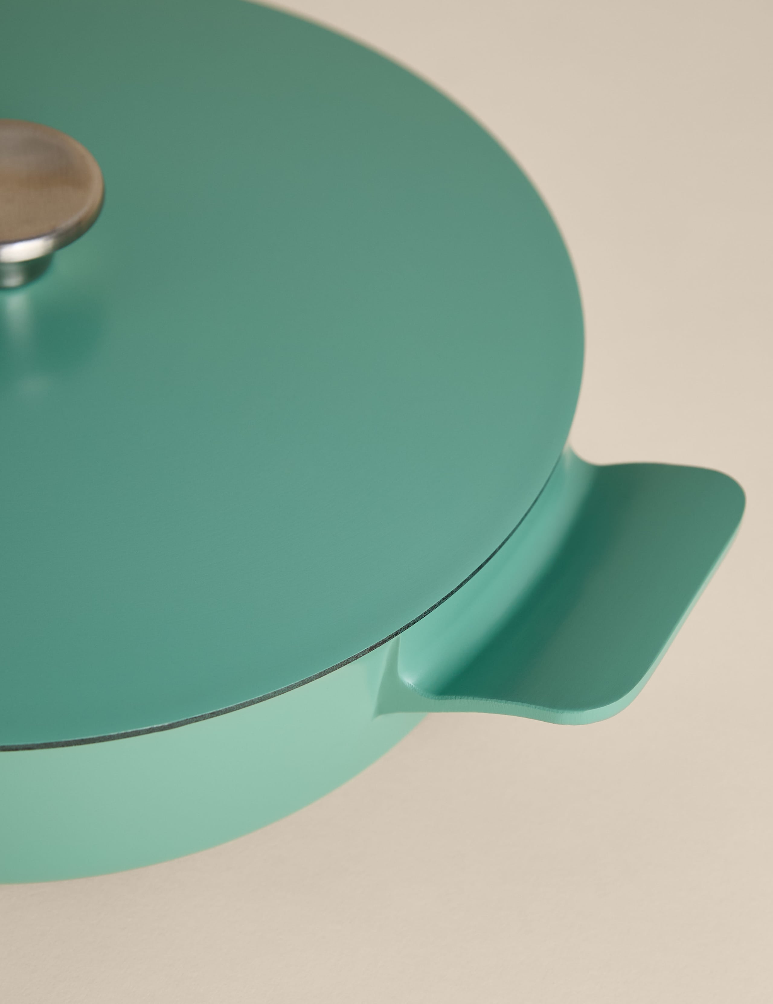 Cast Aluminium 4.5L Casserole Dish 2 of 4