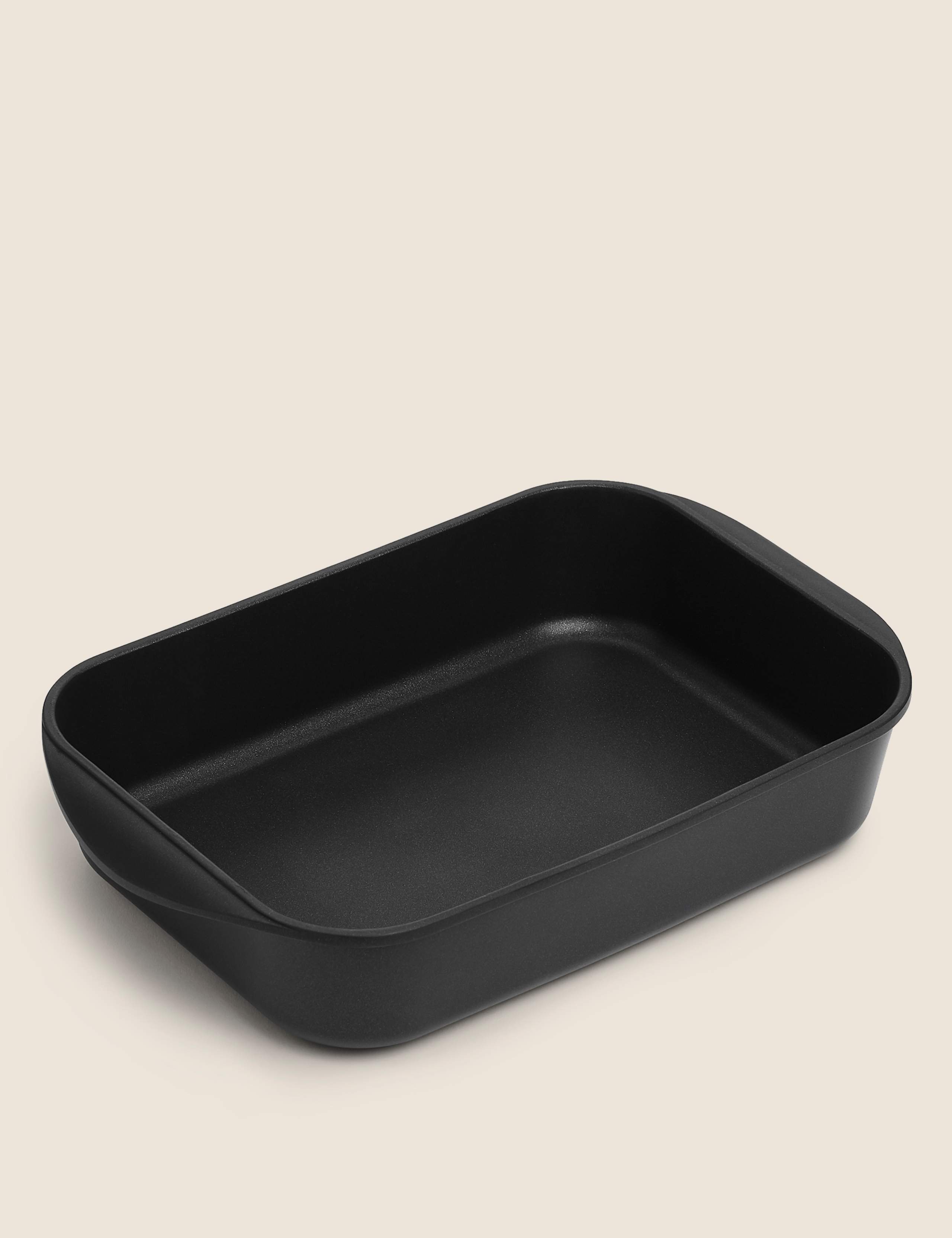 Large Cast Aluminium Roaster 3 of 7