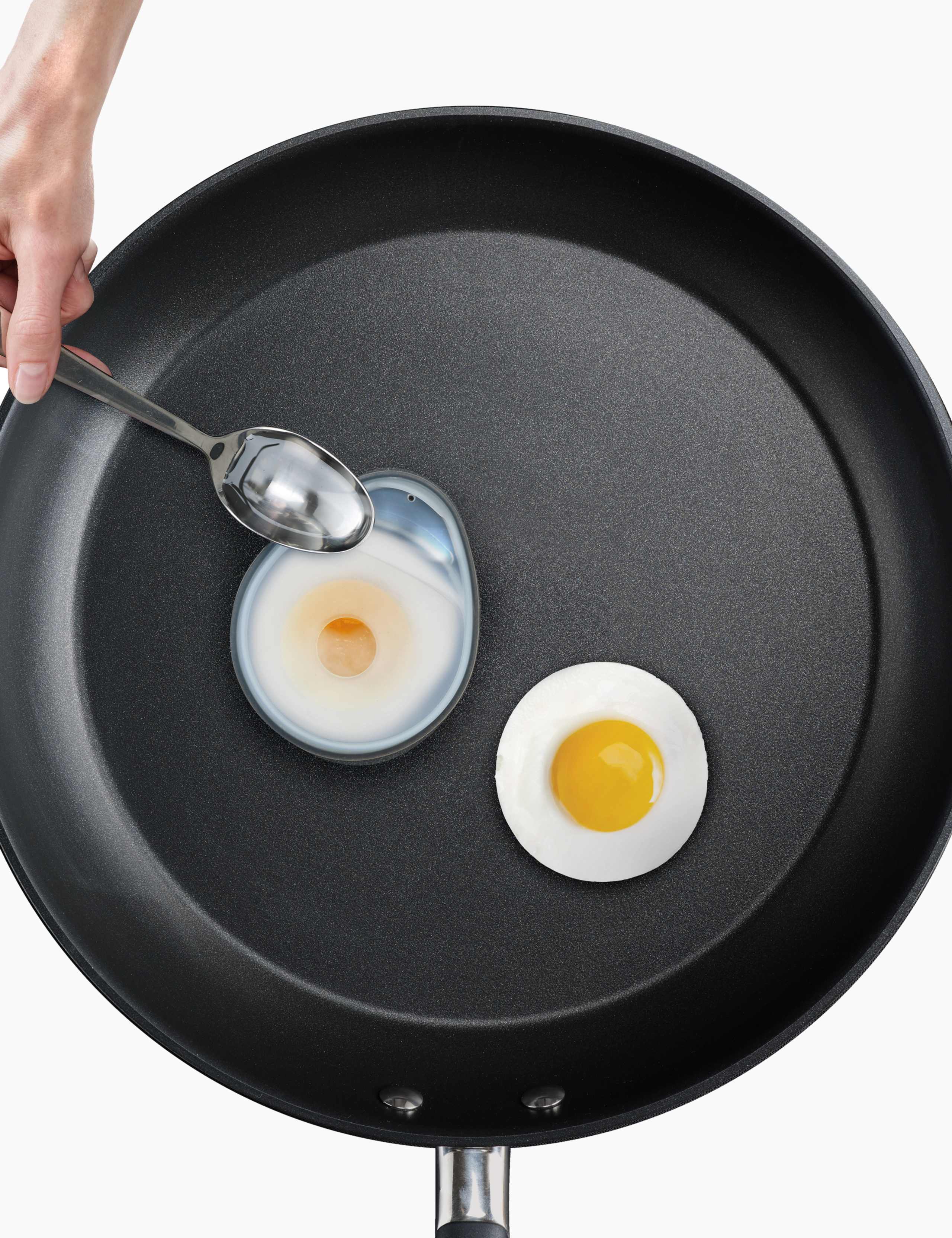 Set of 2 Froach Pod Egg Poachers 3 of 5