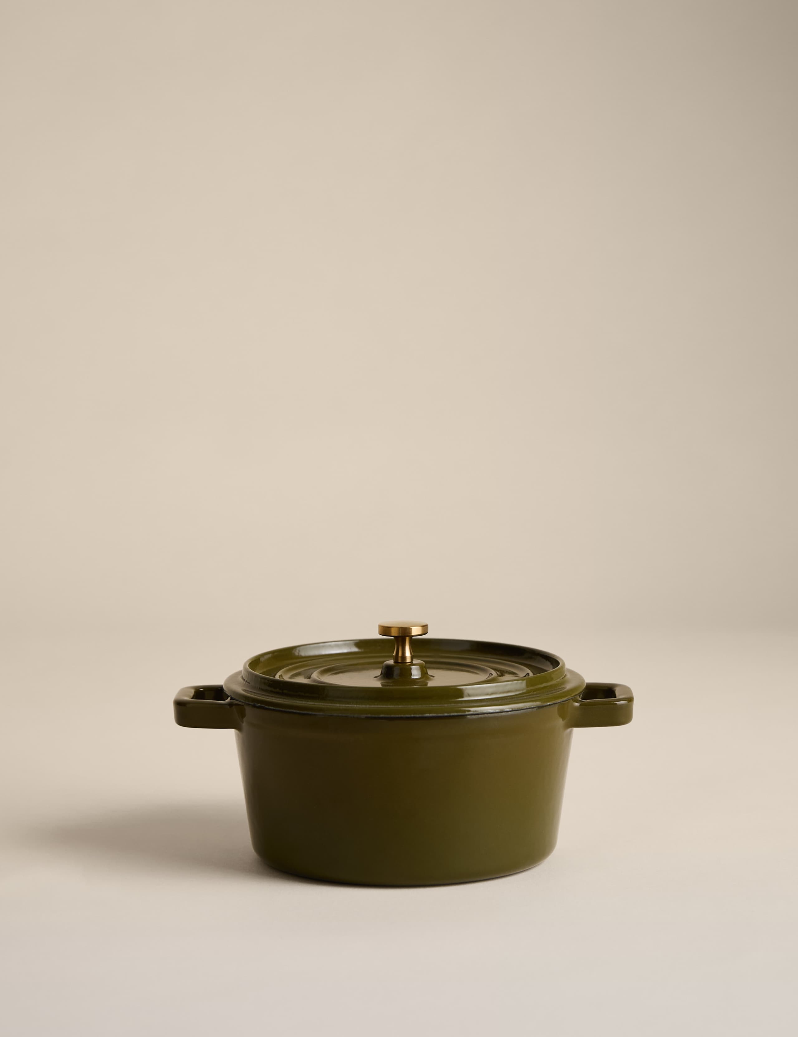 Cast Iron Small Casserole Dish 1 of 3