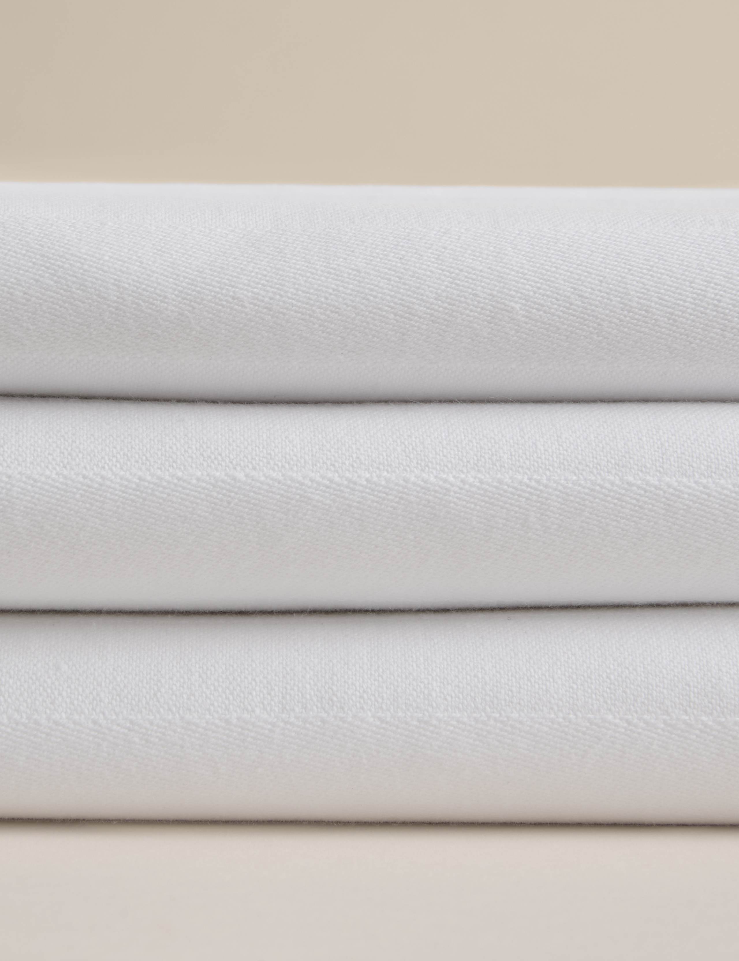 Pure Cotton Sateen Striped Tablecloth 3 of 4