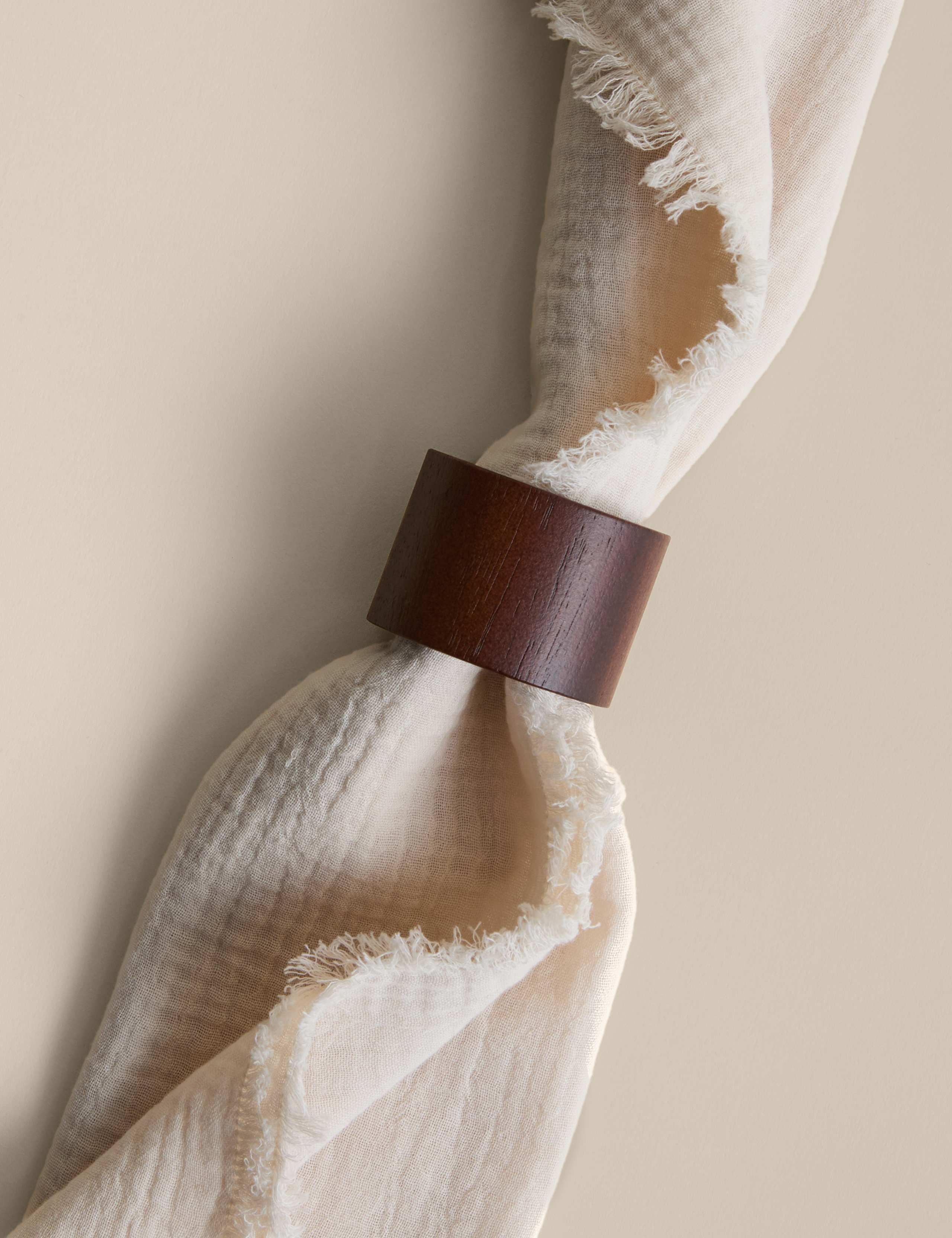 4 Pack Acacia Wood Napkin Rings 5 of 5