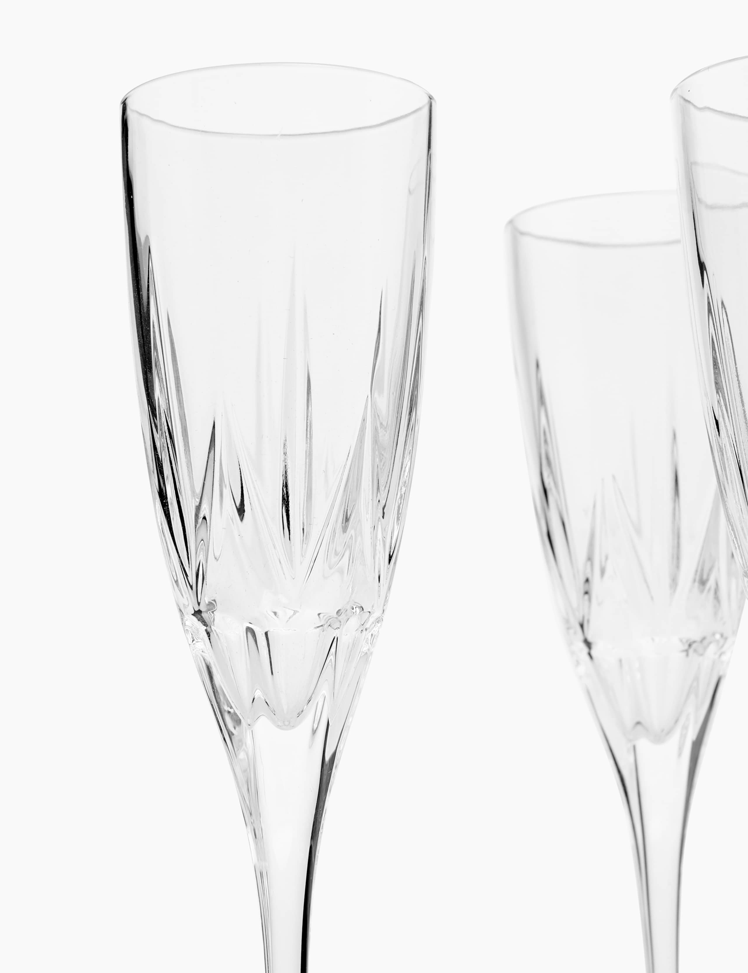 Set of 4 Champagne Flutes 3 of 3