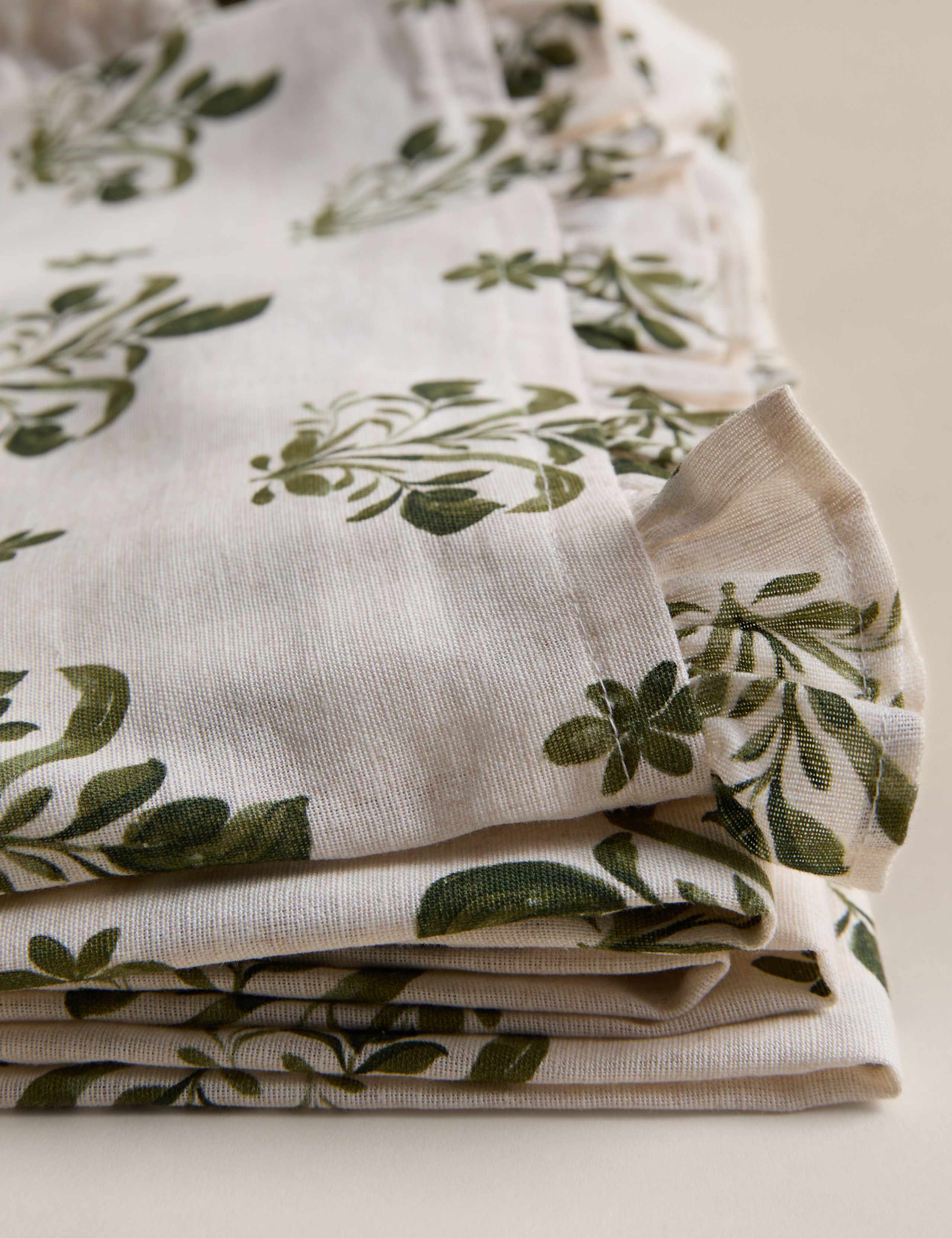 Cotton Rich Christmas Block Print Tablecloth 2 of 4