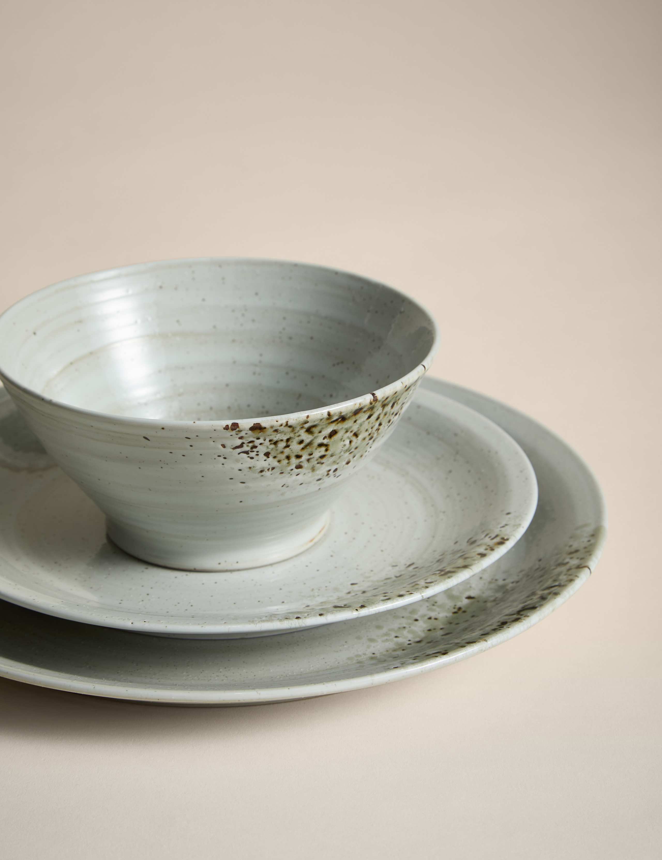 12 Piece Textured Spin Dinner Set 4 of 6