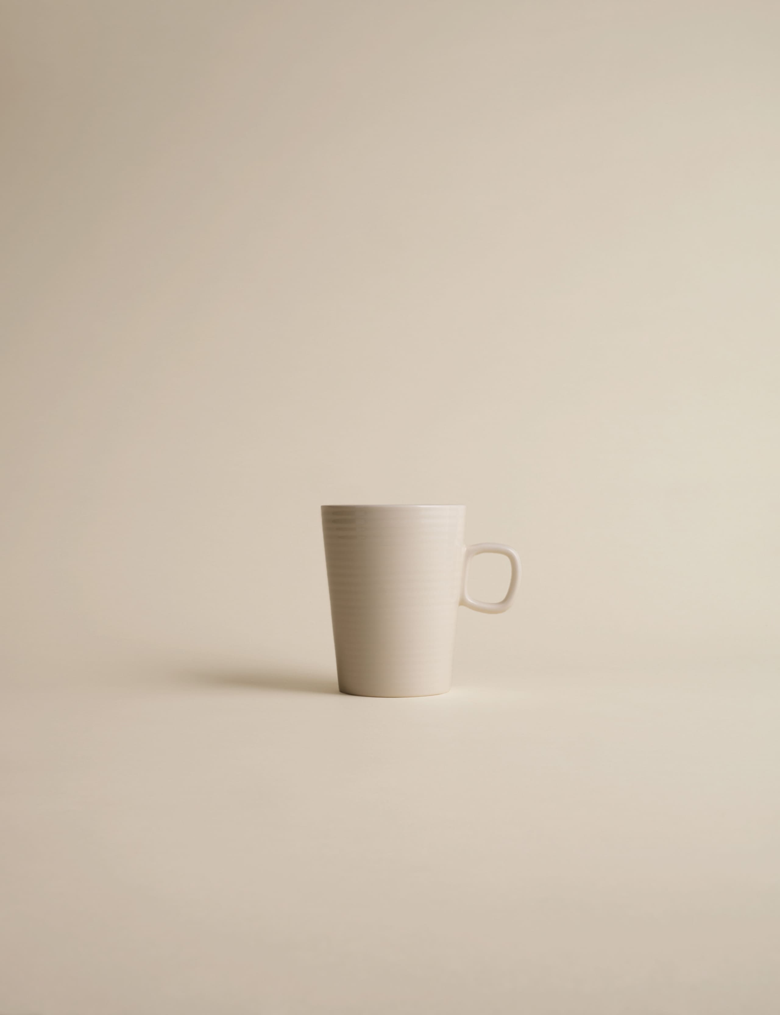 Set of 4 Ribbed Ceramic Latte Mugs 2 of 4