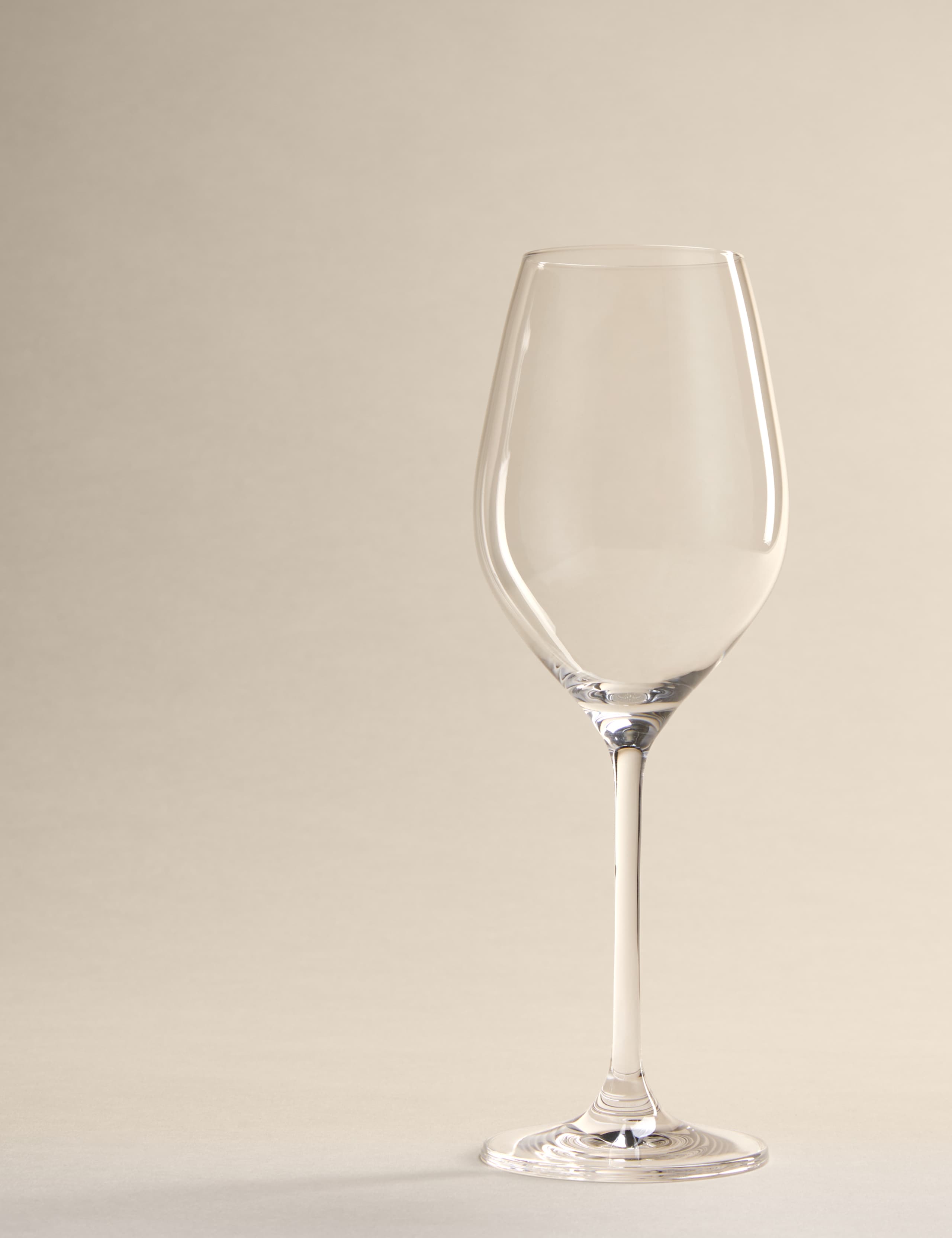 Set of 2 Wine Glasses 3 of 6