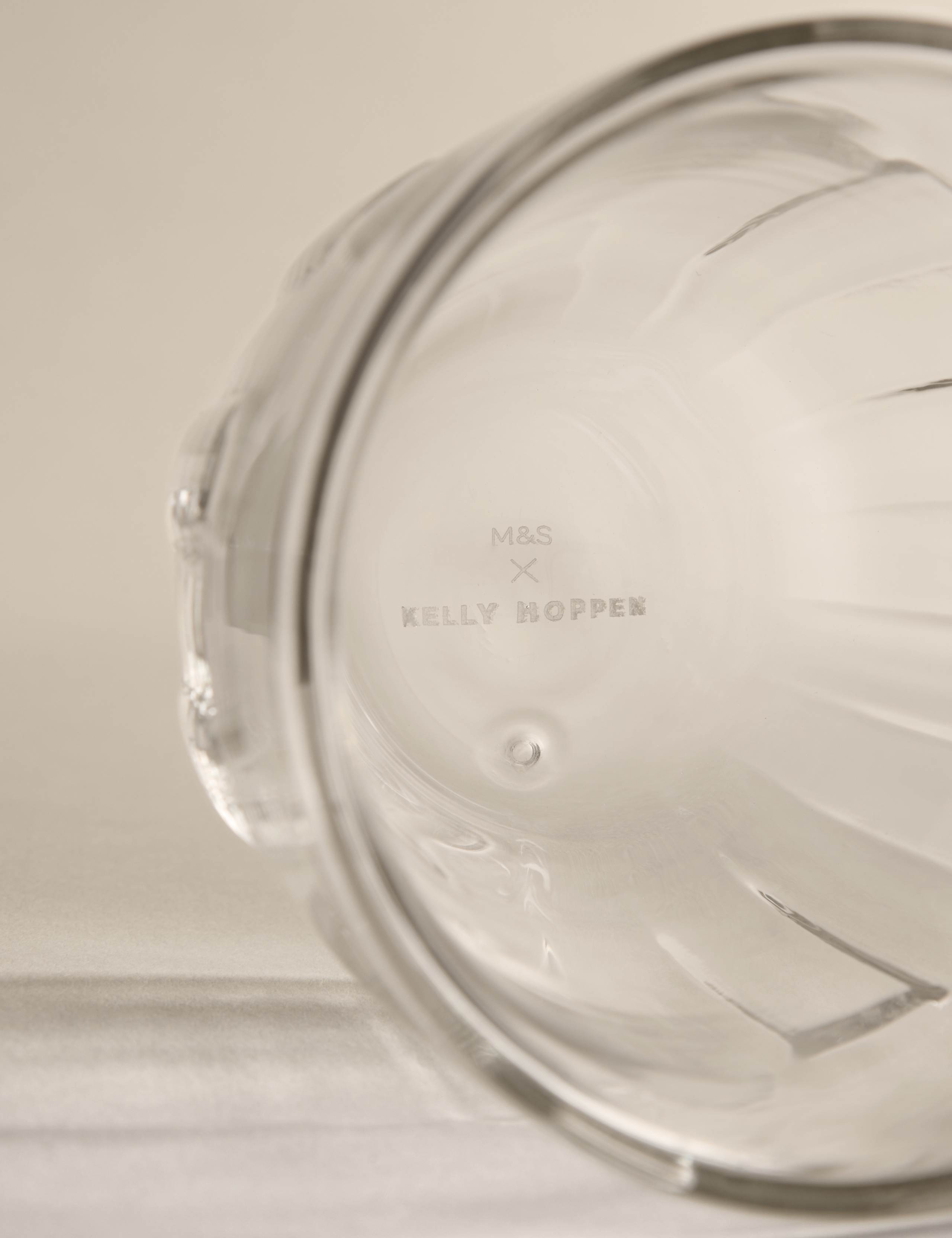 Handleless Small Glass Mug 4 of 6