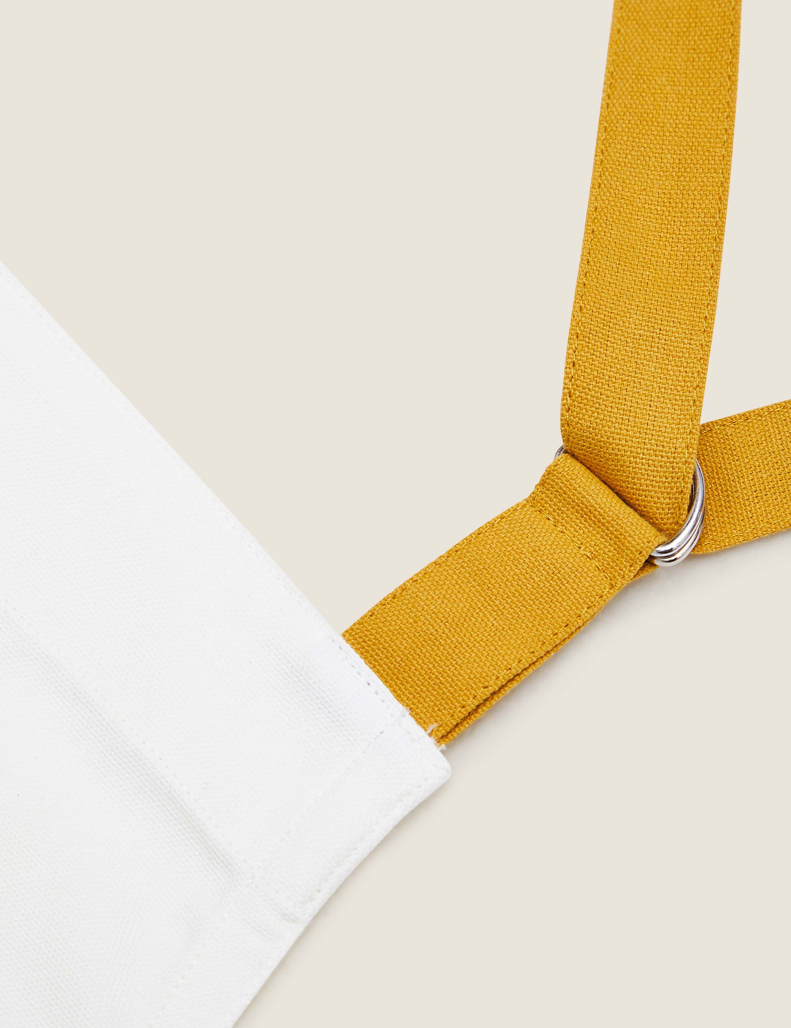 Pure Cotton Bee Print Apron 3 of 4