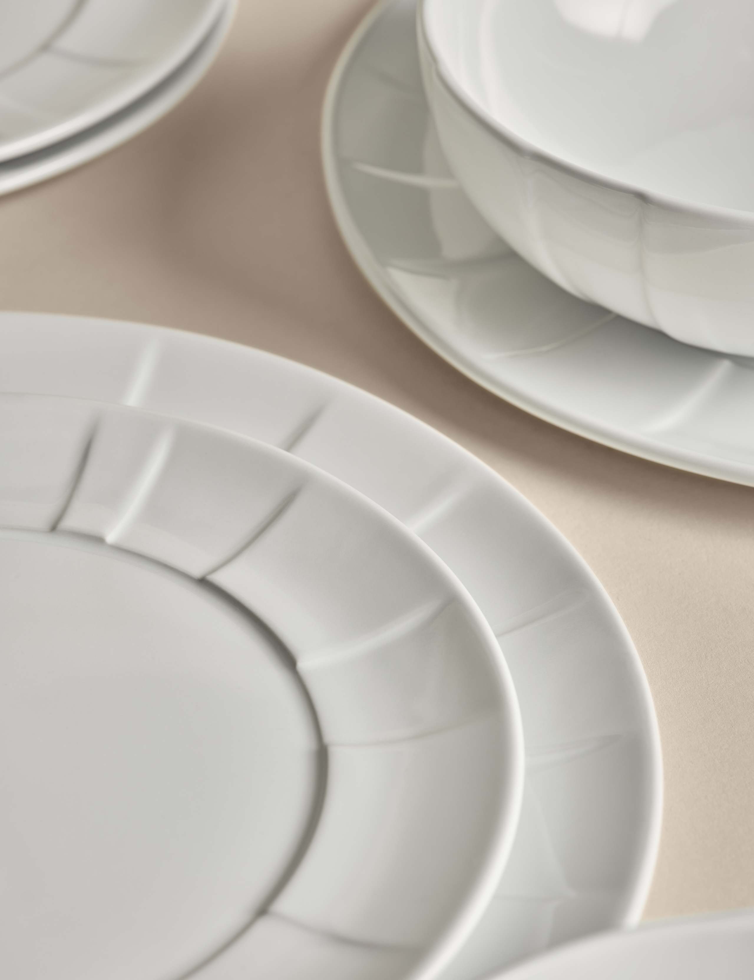 12 Piece Textured Dinner Set 4 of 8