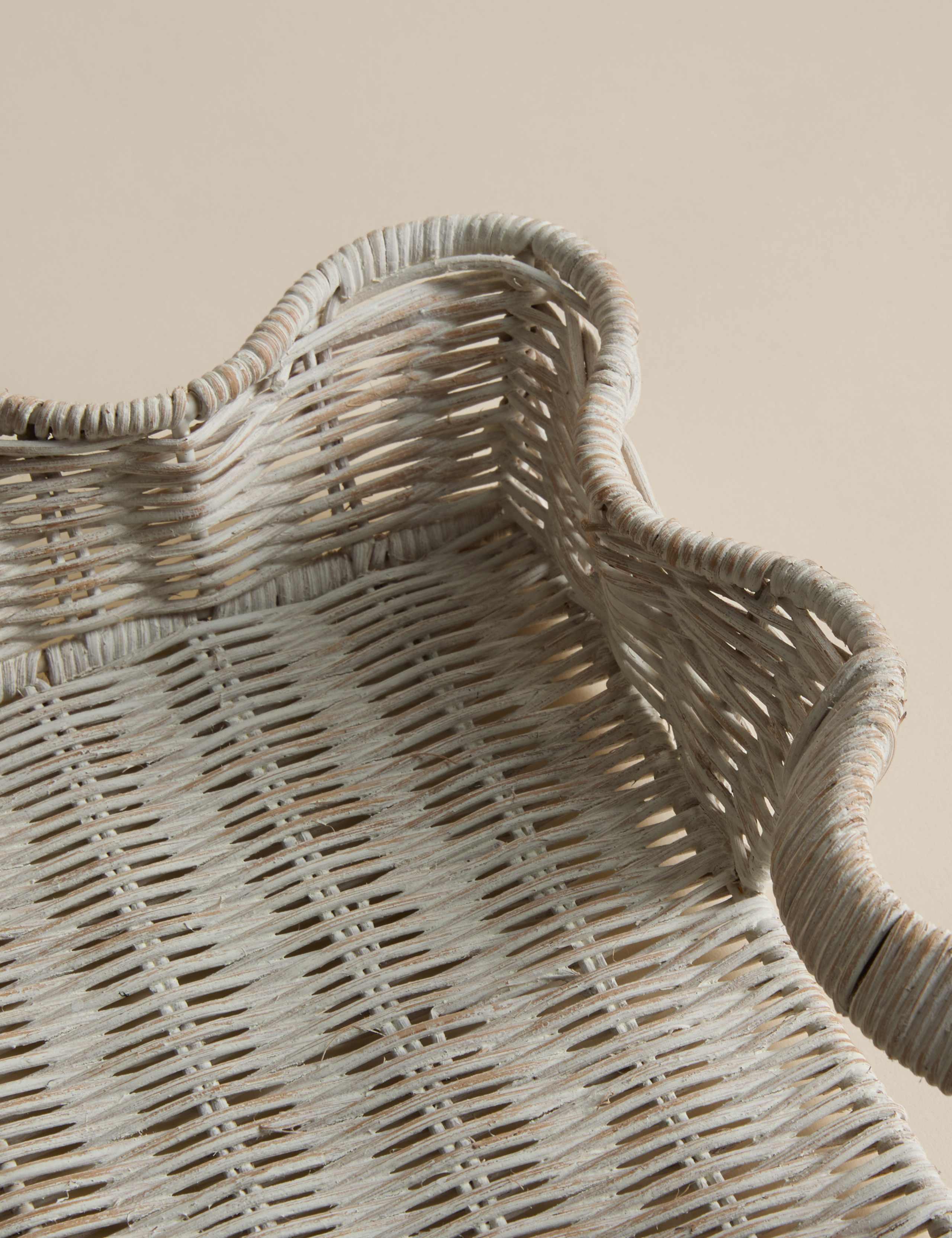 Rattan Scallop Tray 5 of 5