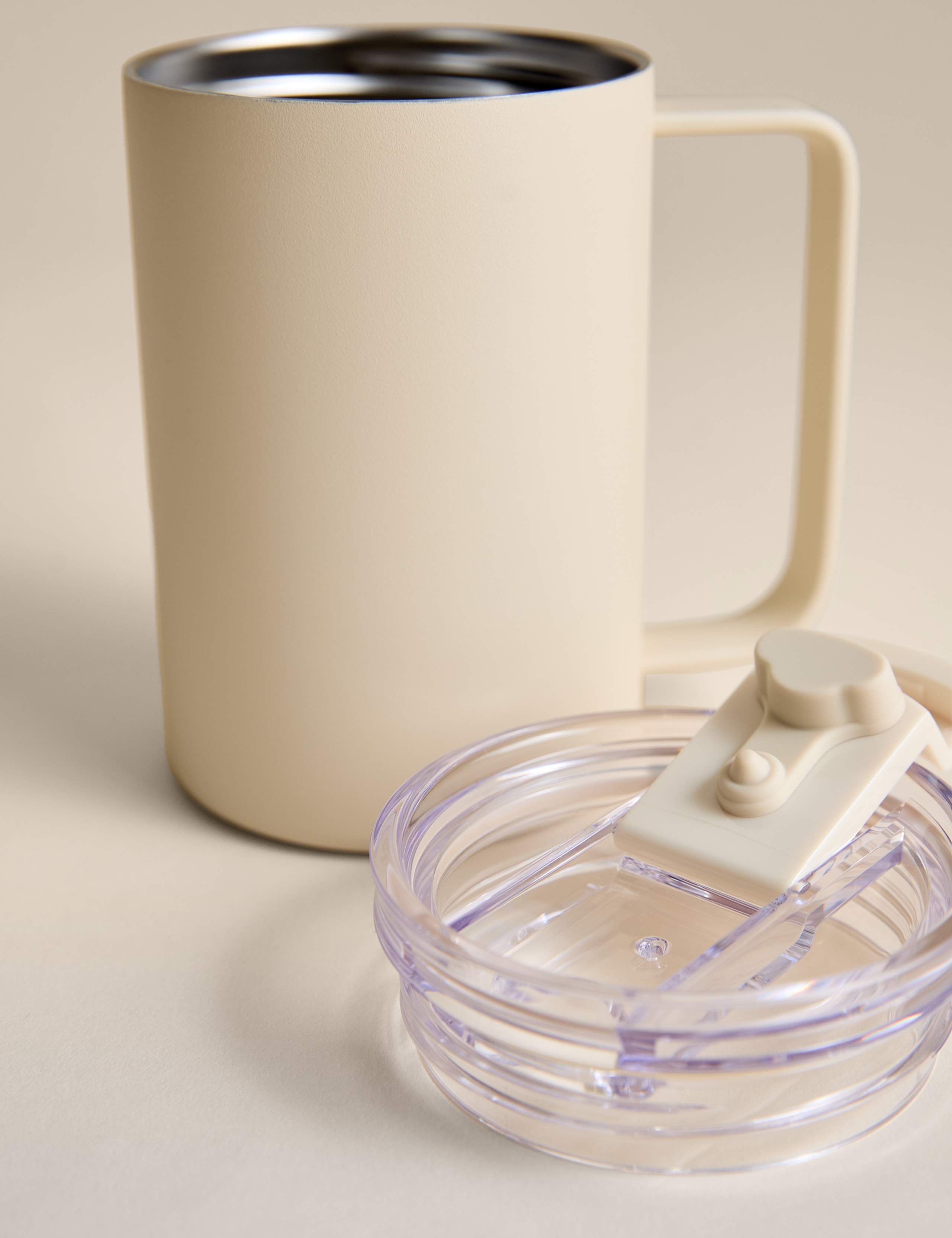 Travel Mug with Handle 350ml 3 of 4