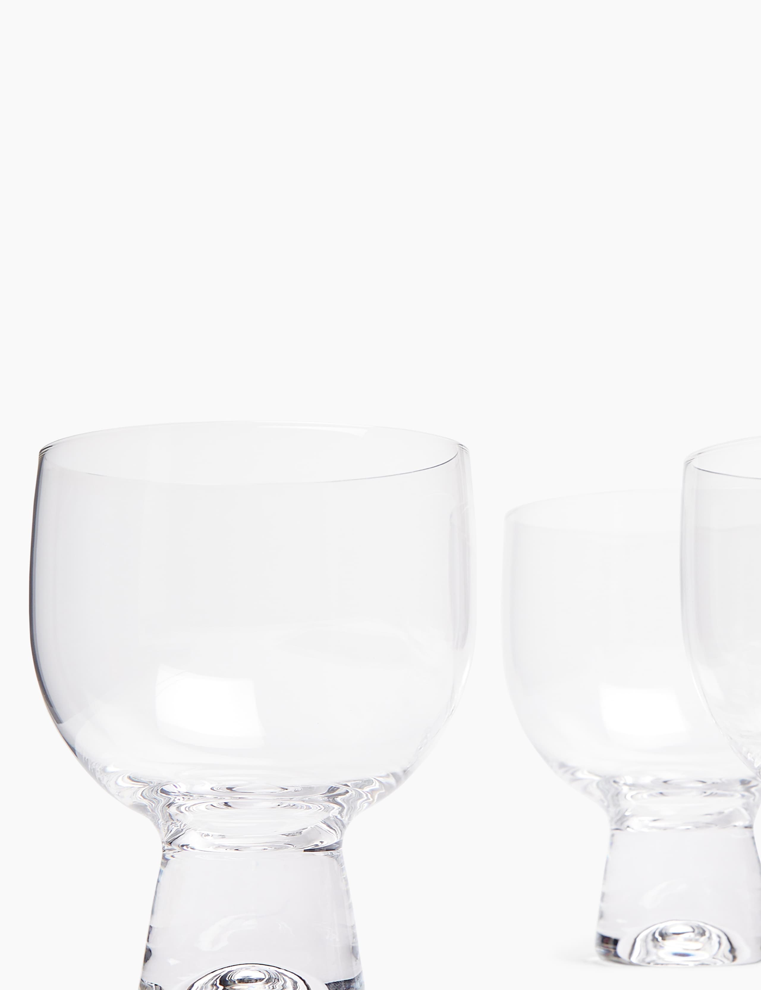 Set of 4 Miami Crystal Gin Glasses 3 of 4