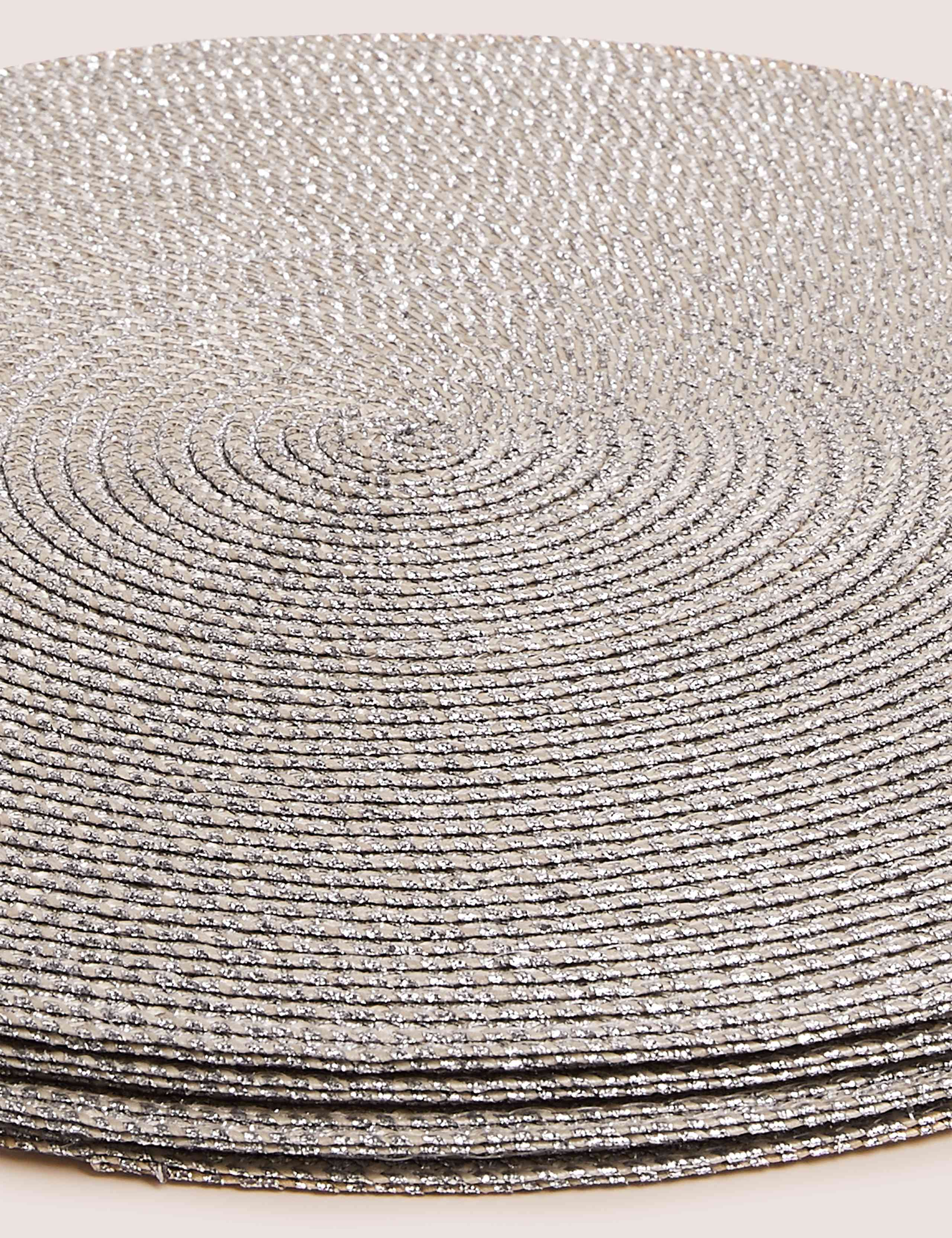 Set of 4 Round Woven Placemats 3 of 3