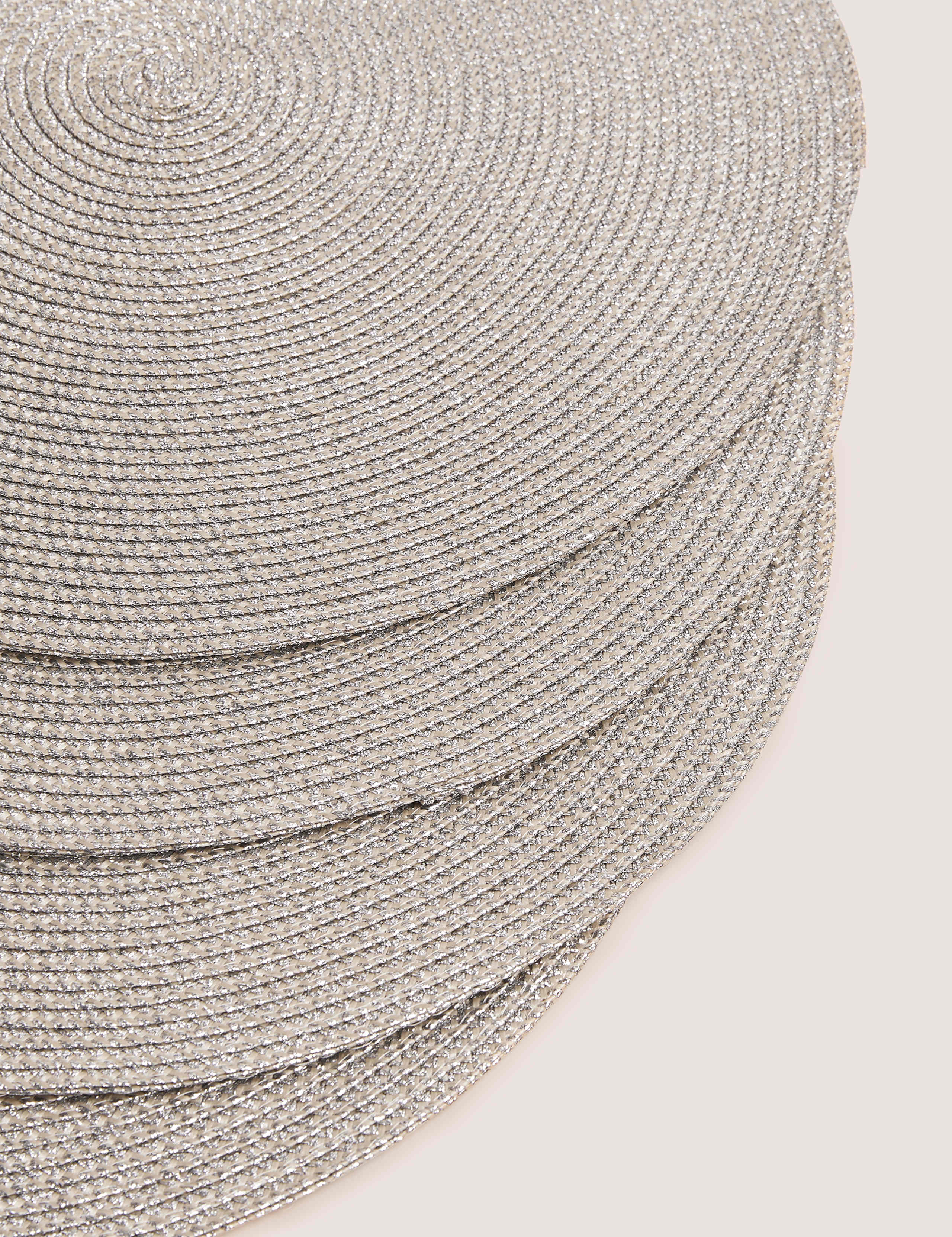 Set of 4 Round Woven Placemats 2 of 3