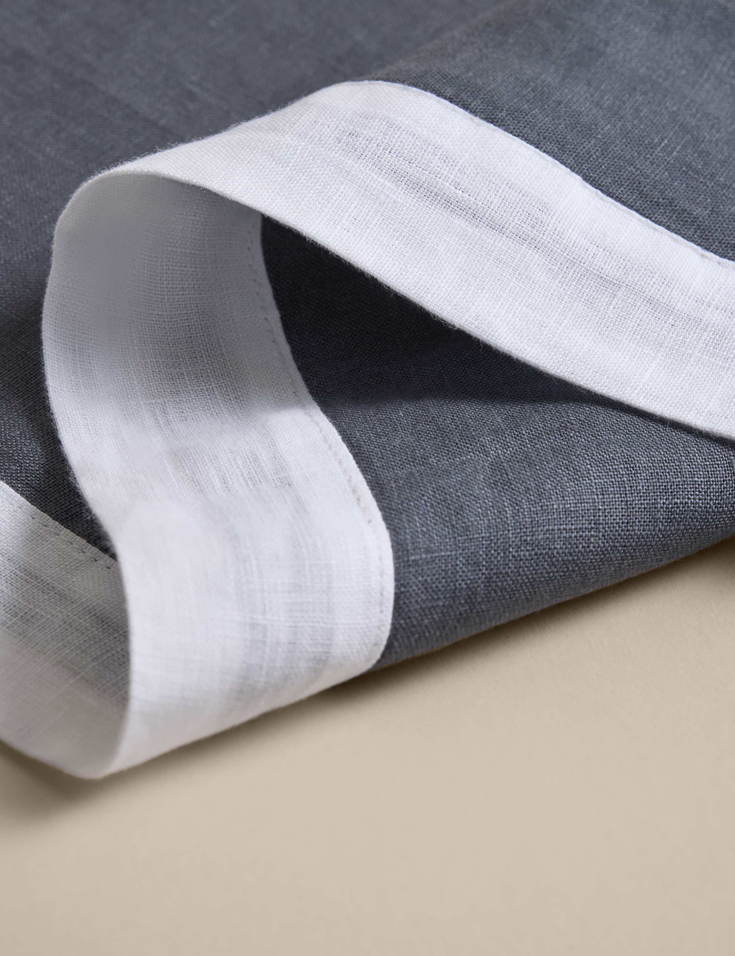 Set of 2 Pure Linen Edge Placemats 3 of 4